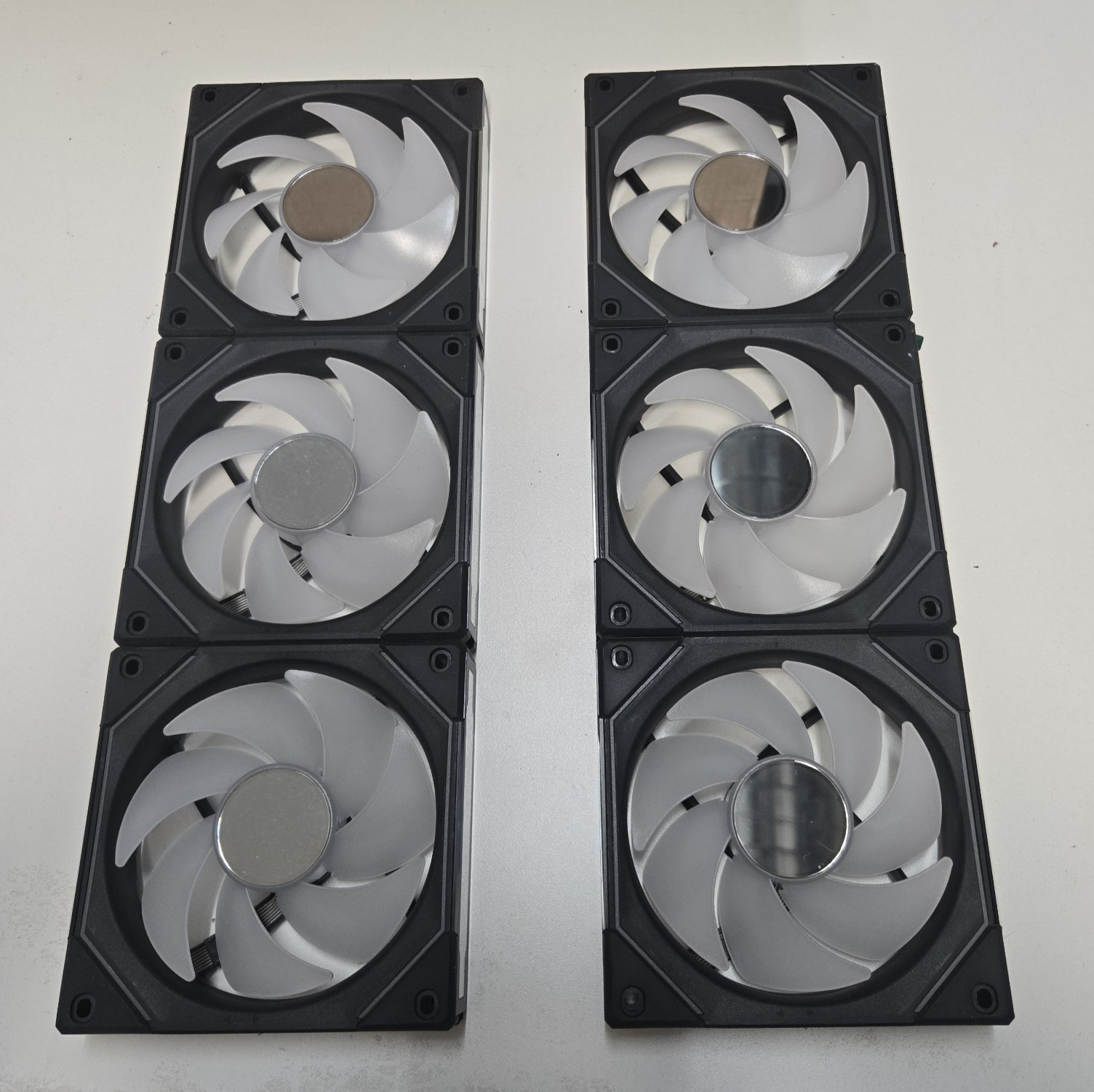 Lian Li SL-Infinity 120mm Case Fan – Black | Set of 6