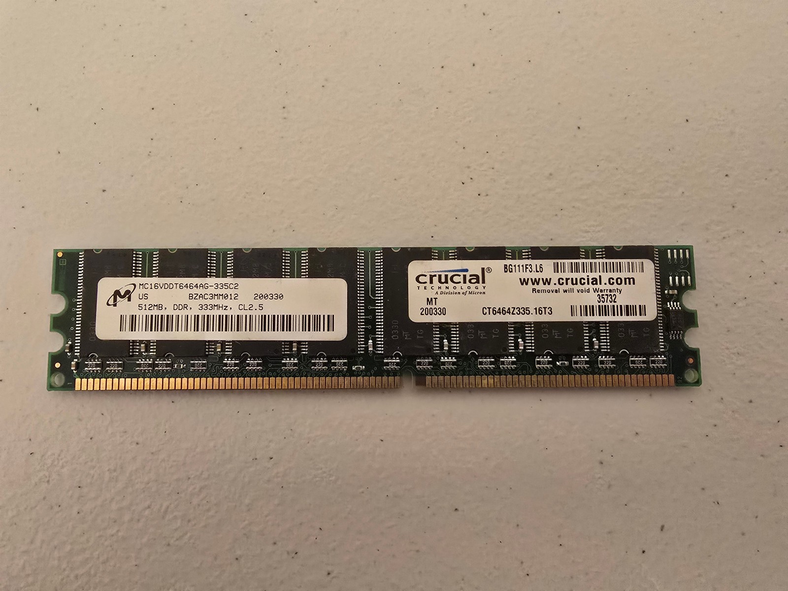 Micron 512MB RAM DDR 333 PC2700U CL2.5