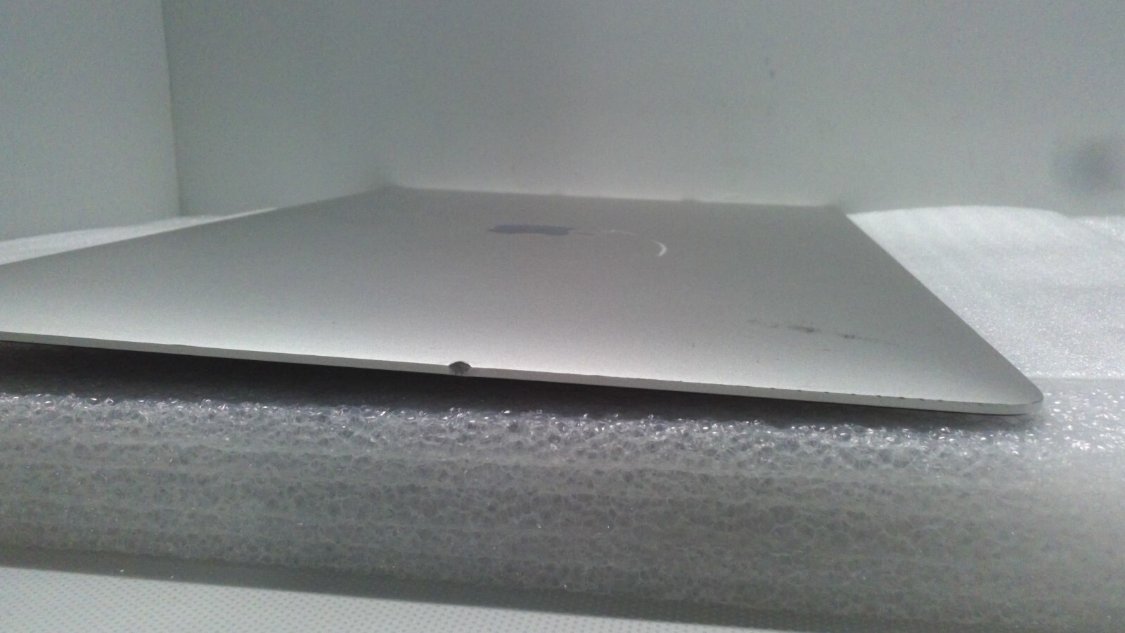 Genuine Apple LCD Screen Retina Assembly 15″ MacBookPro A1707 2016 2017 Silver