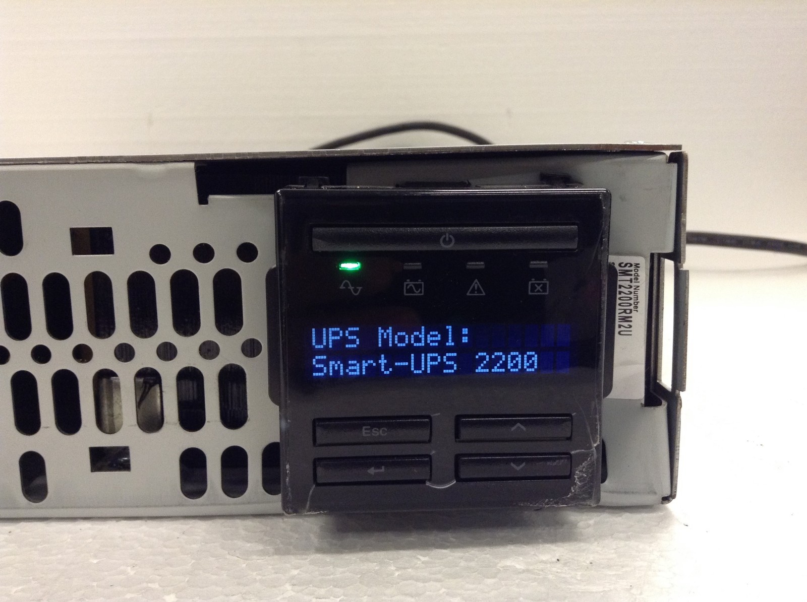 APC SMT2200RM2U 8 Outlets Smart-UPS 2200VA Rack Mount UPS,No Batteries FREE SHIP