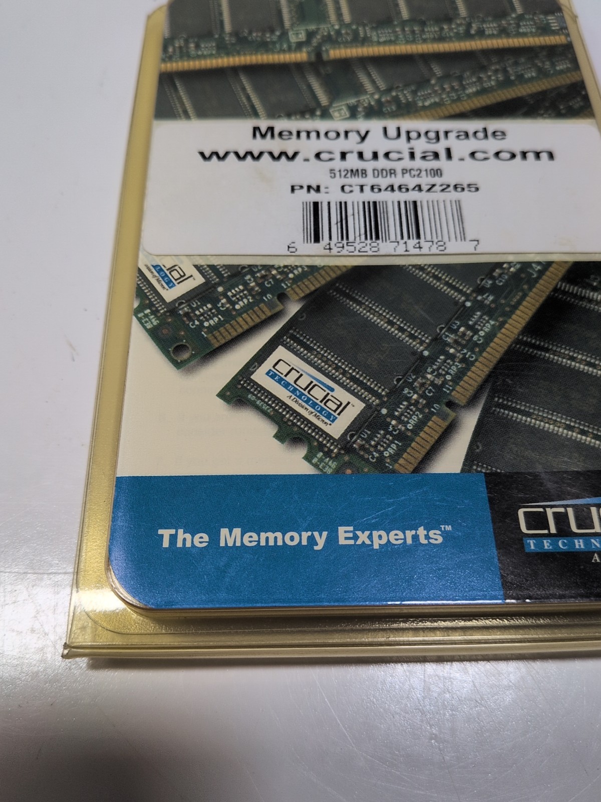 Crucial 512MB – DDR – 266MHz – CL2.5 / CT6464Z265 NOS