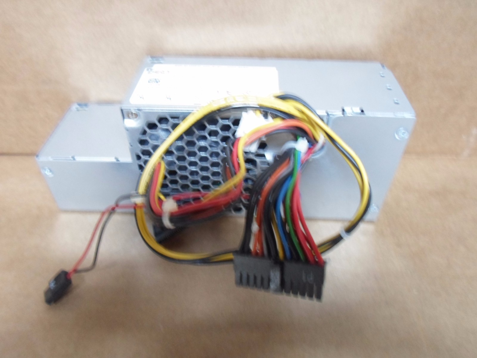 Genuine Dell Optiplex 760 780 960 980 SFF Power Supply 235W PW116 R224M RM112