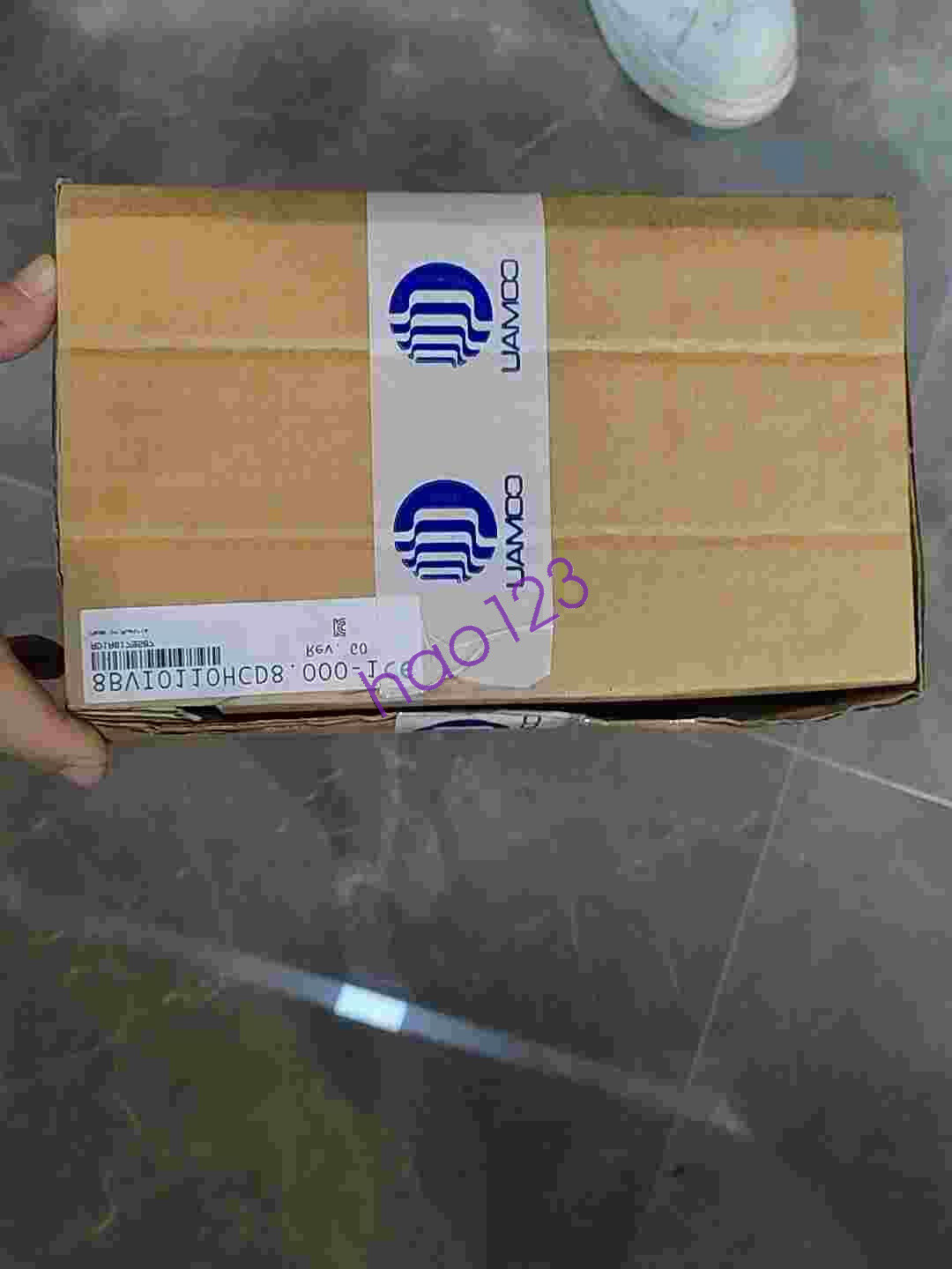 8BVI0110HCD8.000-1 B&R servo drive DHL/FedEx brand new DHL/FedEx