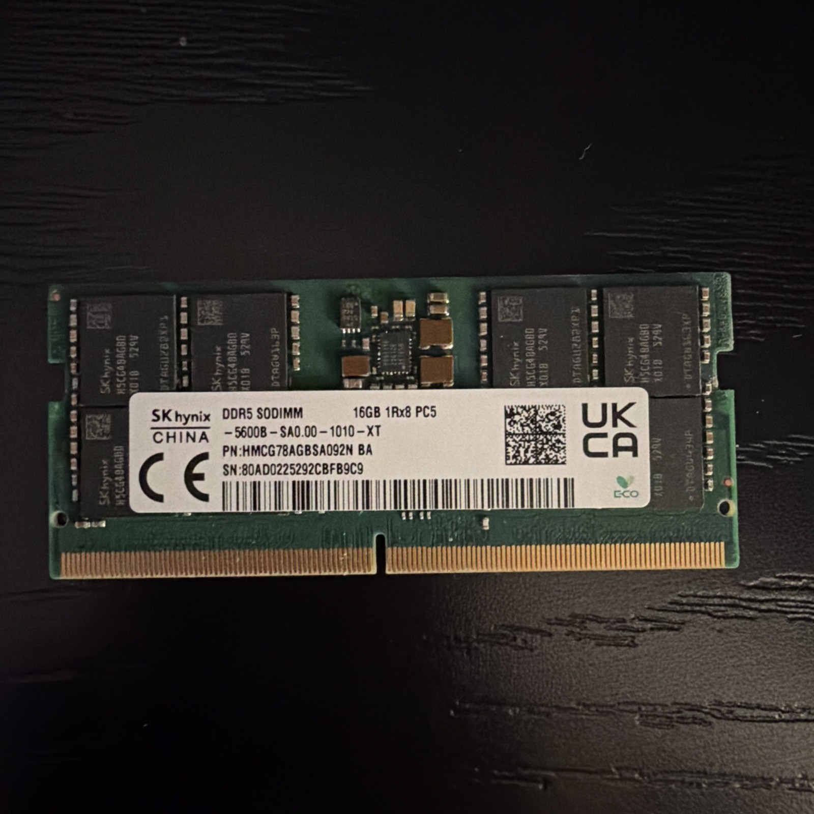 Hynix 16GB 1Rx8 DDR5-5600B SODIMM Laptop Memory HMCG78AGBSA095N