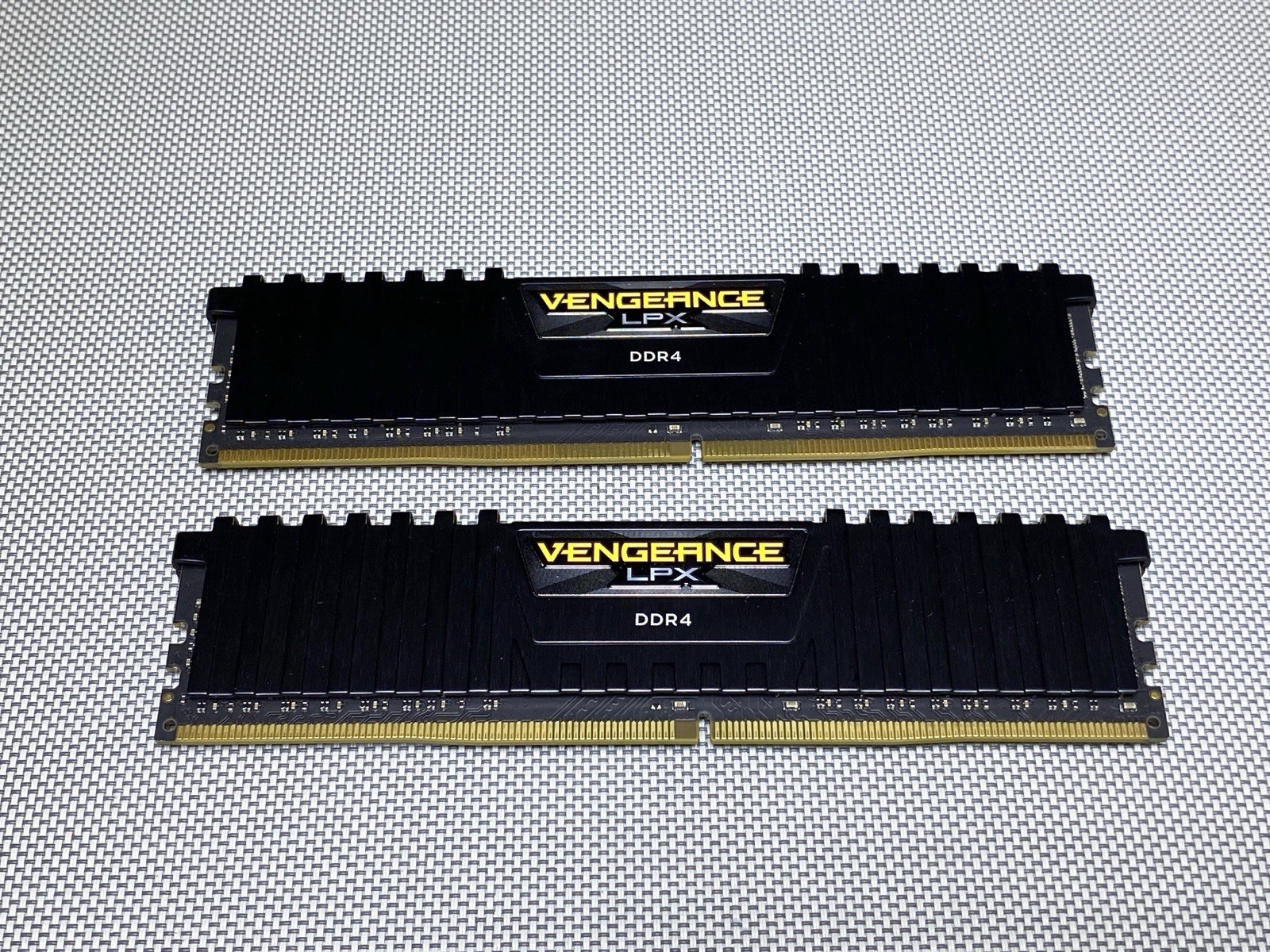 Corsair Vengeance LPX 32GB (2 x 16GB) 3600MHz DDR4 Desktop PC Memory – Working