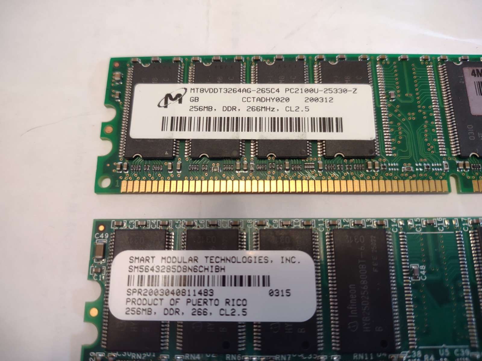 512MB (2x256MB), 184-pin, DDR-266MHz, PC2100U, 2.5V, CL2.5, unbuffered