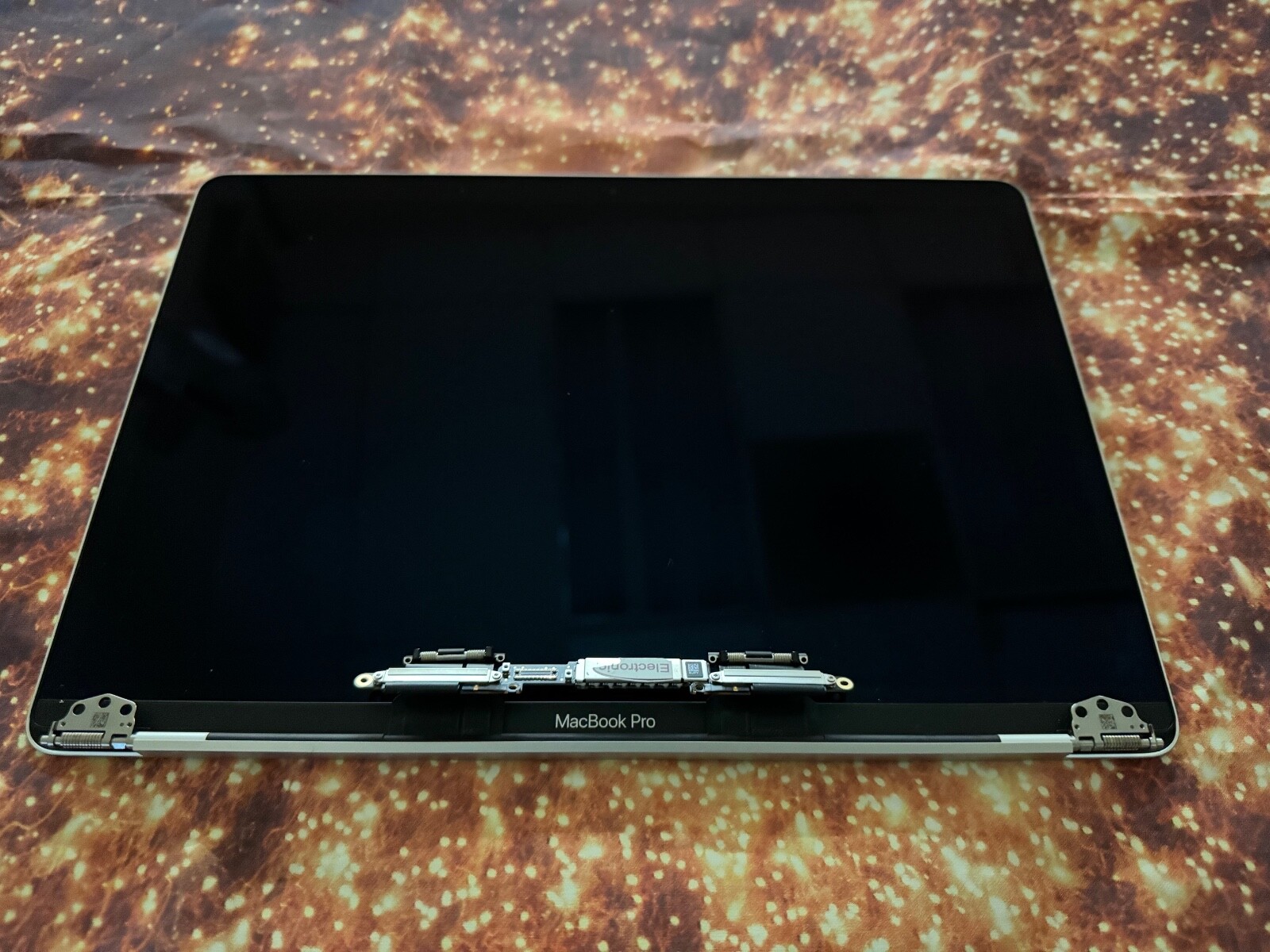 Genuine LCD Screen Assembly 13′ Macbook Pro A1989 A2159 A2251 A2289 2018 2020. B