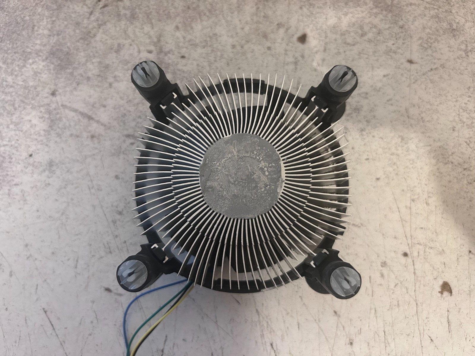 Intel CPU Fan & Heatsink E97379-003 12VDC Quick Ship