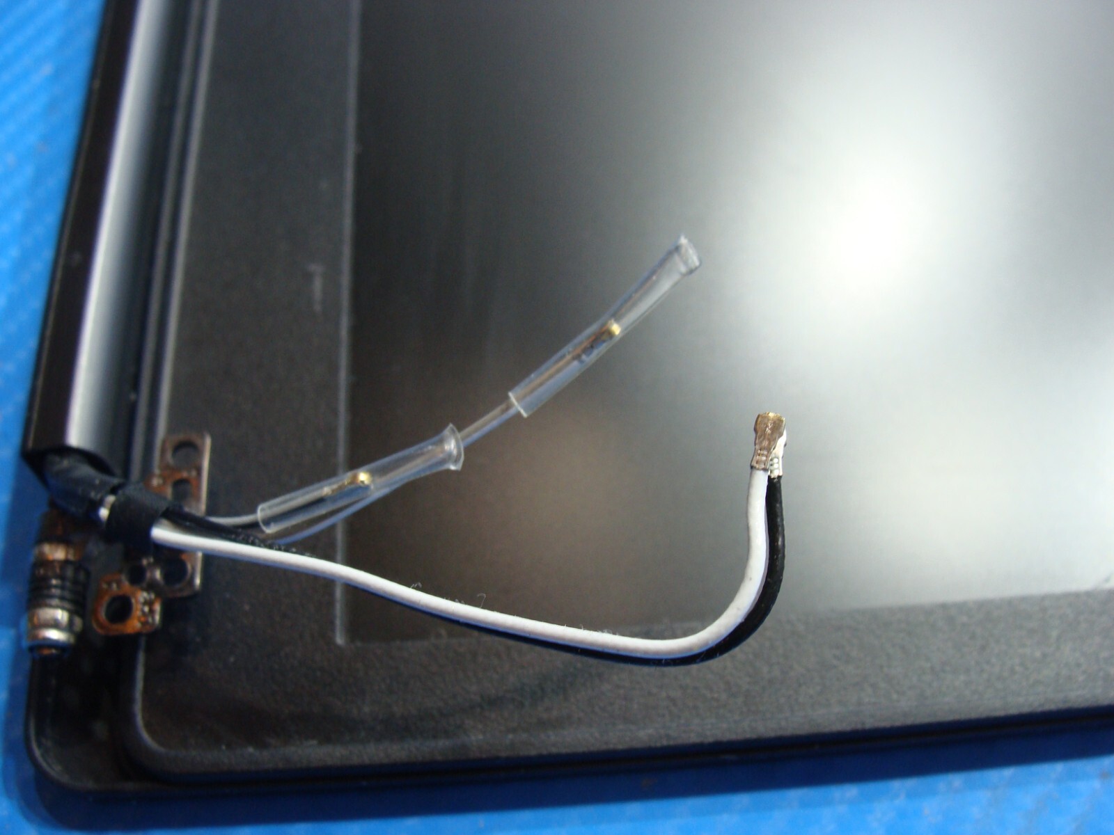 Dell Latitude 7280 12.5″ Matte HD LCD Screen Complete Assembly Black