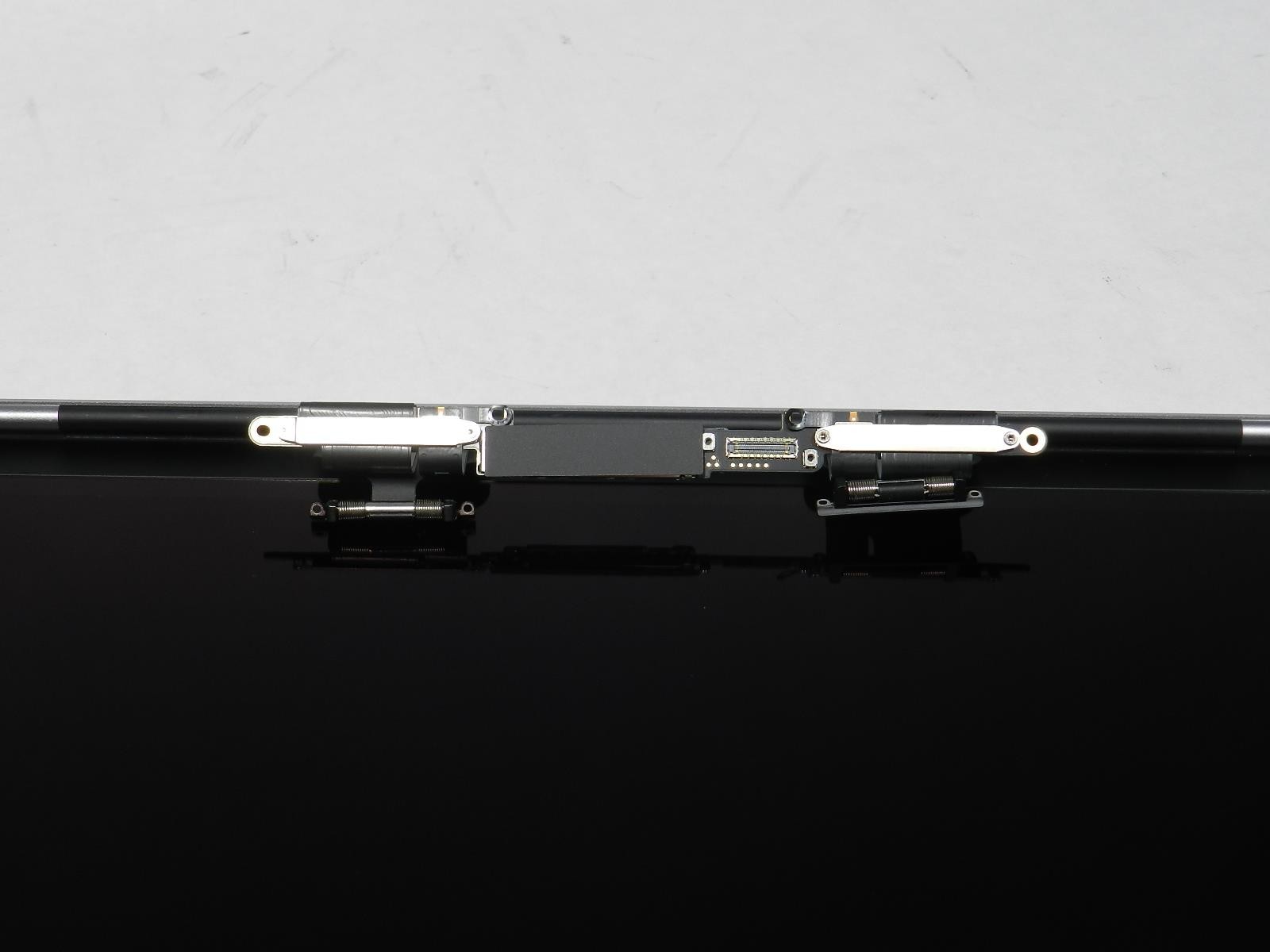 Apple MacBook Pro A2338 | 13.3″ Retina LCD Display | Assembly Replacement | A+