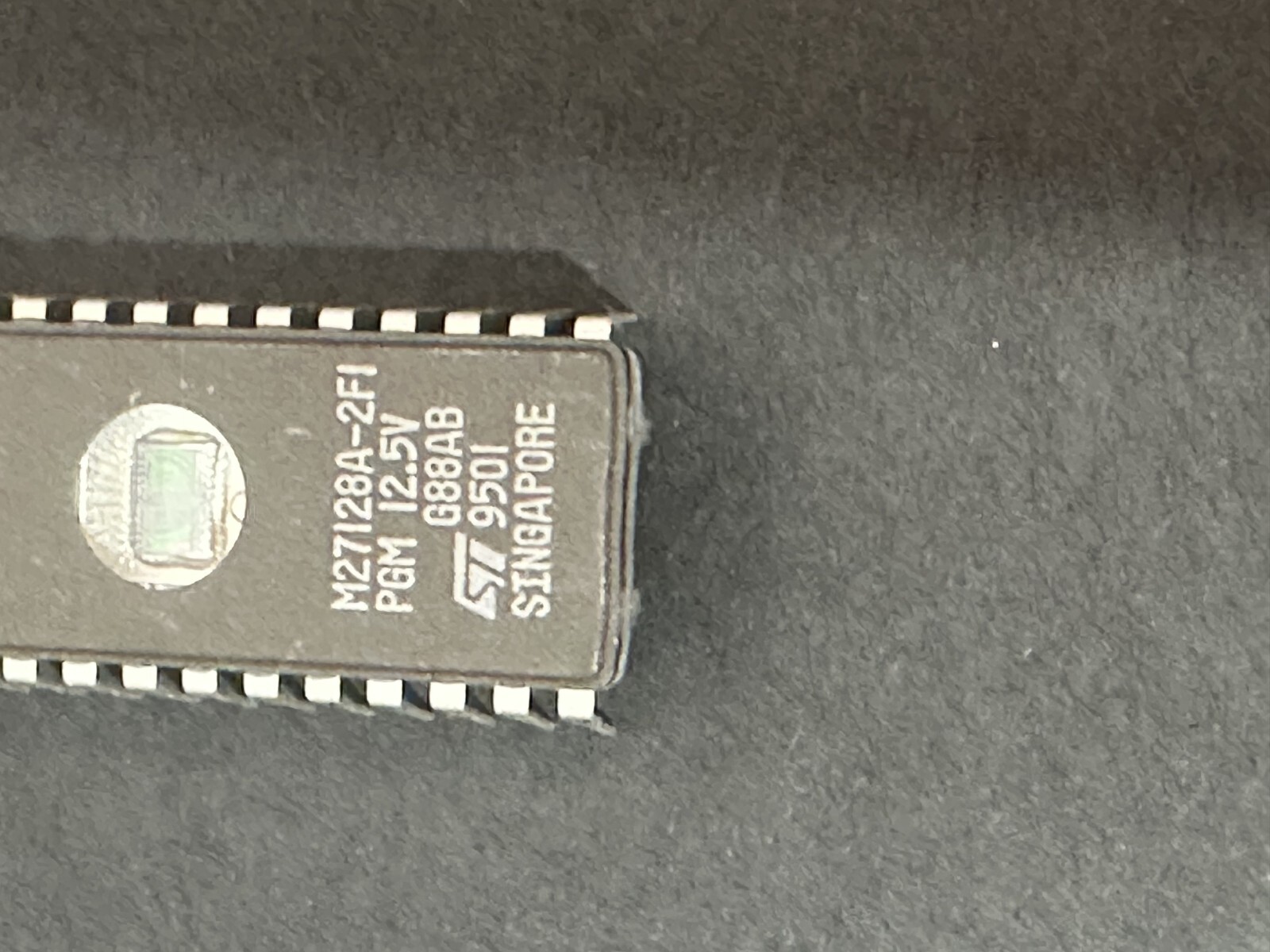 EPROM Chip ST M27128A-2F1 DIP-USA Seller – FAST SHIPPING