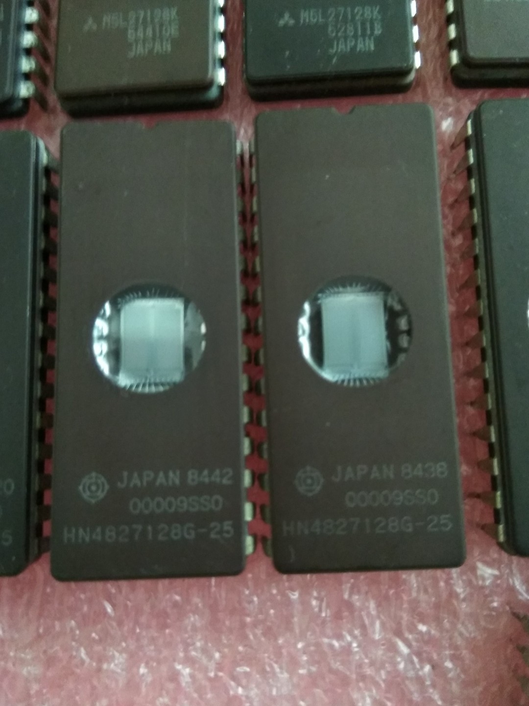 AMD/Intel/ST/Hitachi eprom 128K DIP28 Lot of 4 pcs