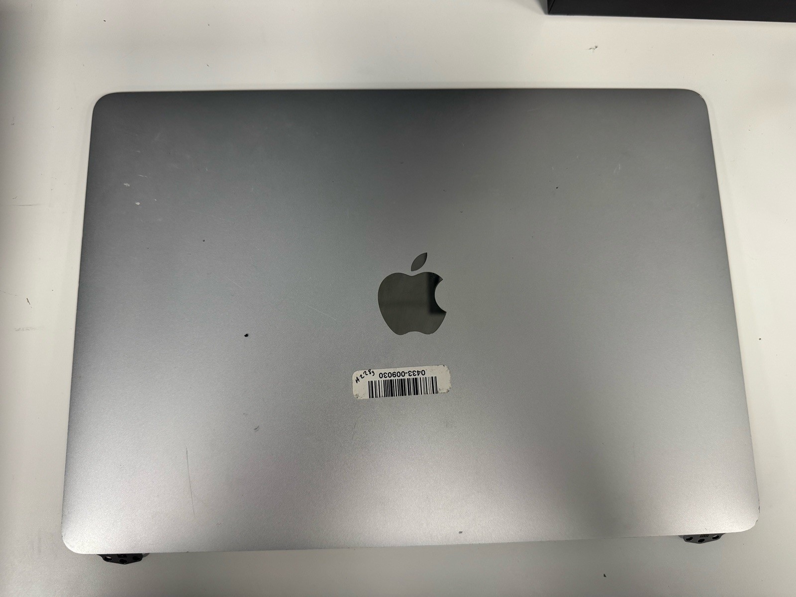 Apple EMC3456 Replacement Screen for MacBook Pro A2289 Space Gray