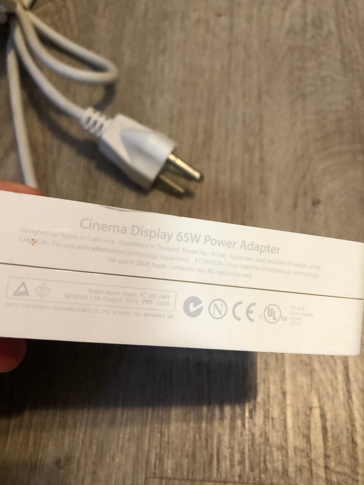 GENUINE Apple OEM A1096 Cinema Display Power Adapter 65W w/ Cord