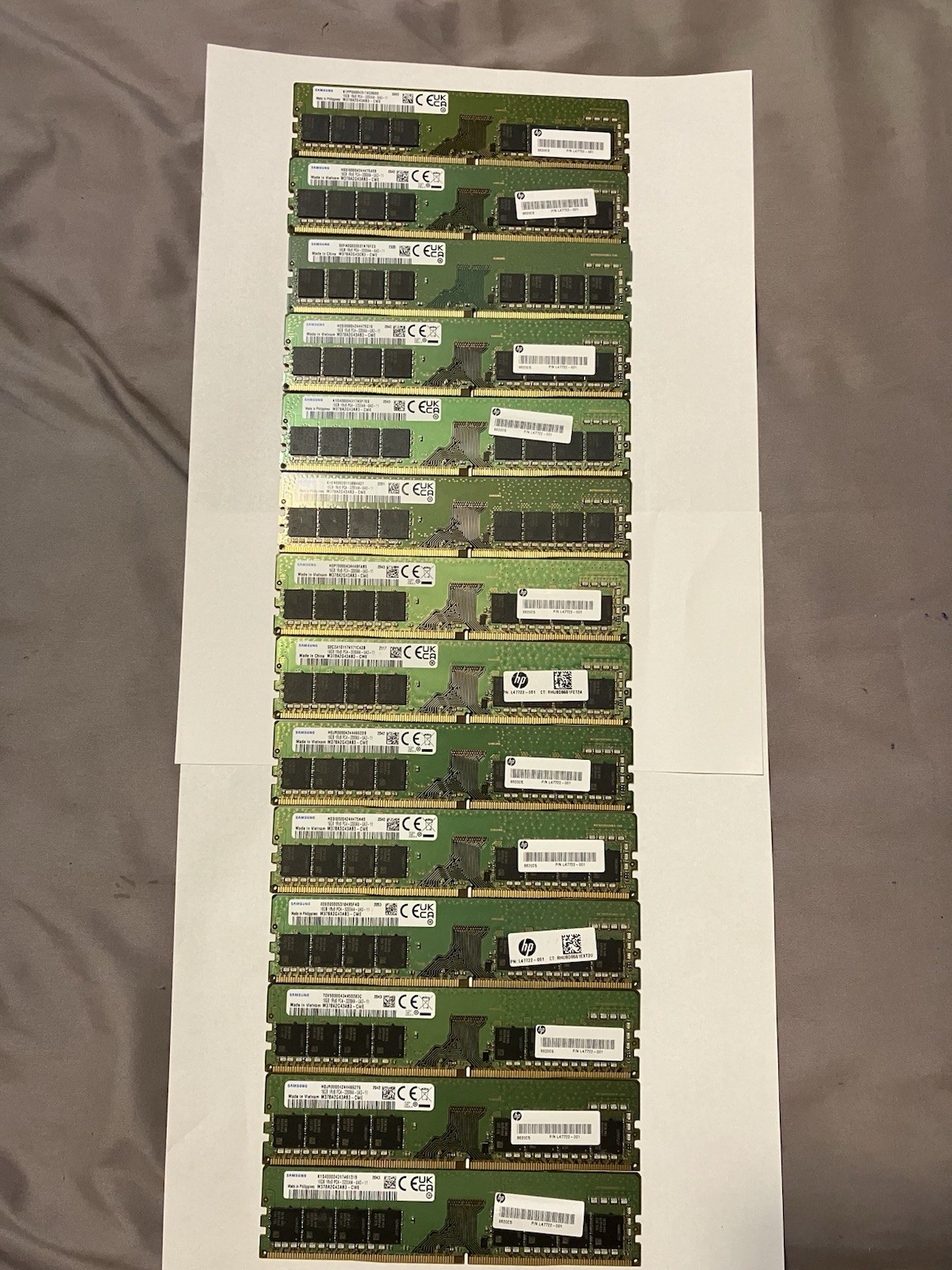 SAMSUNG 16GB 1RX8 PC4-3200AA-US3-11. Lot Of 14.