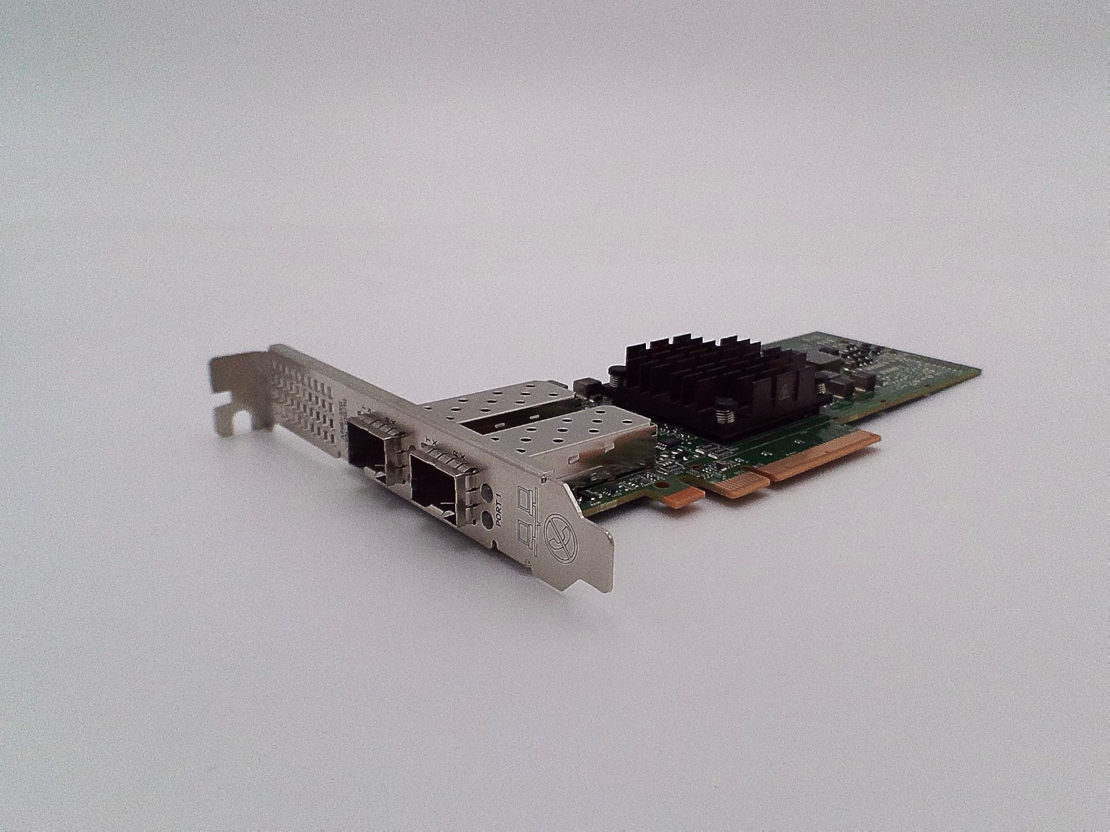 HPE ETHERNET 10/25Gb 2 PORT SFP28 BCM57414 ADAPTER (817718B21)