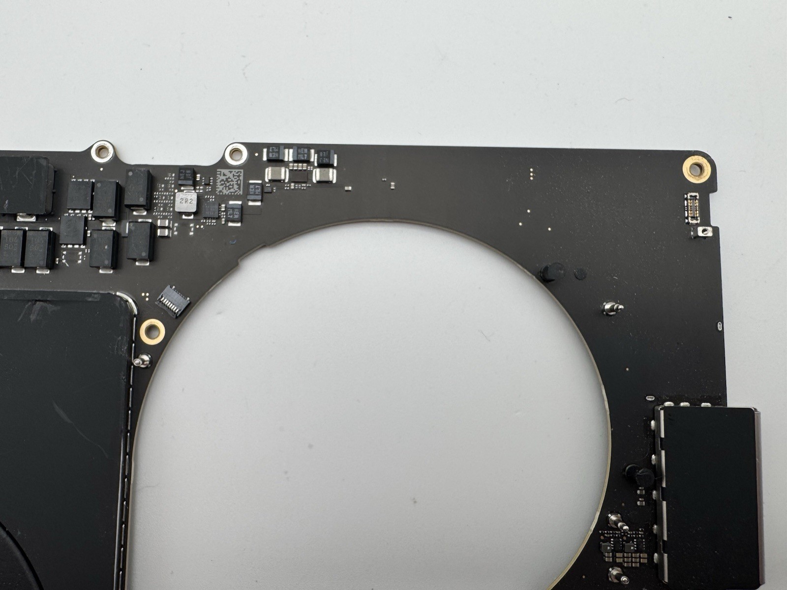 MACBOOK PRO A3403 M4 PRO LATE 2024 MOTHERBOARD *UNTESTED*