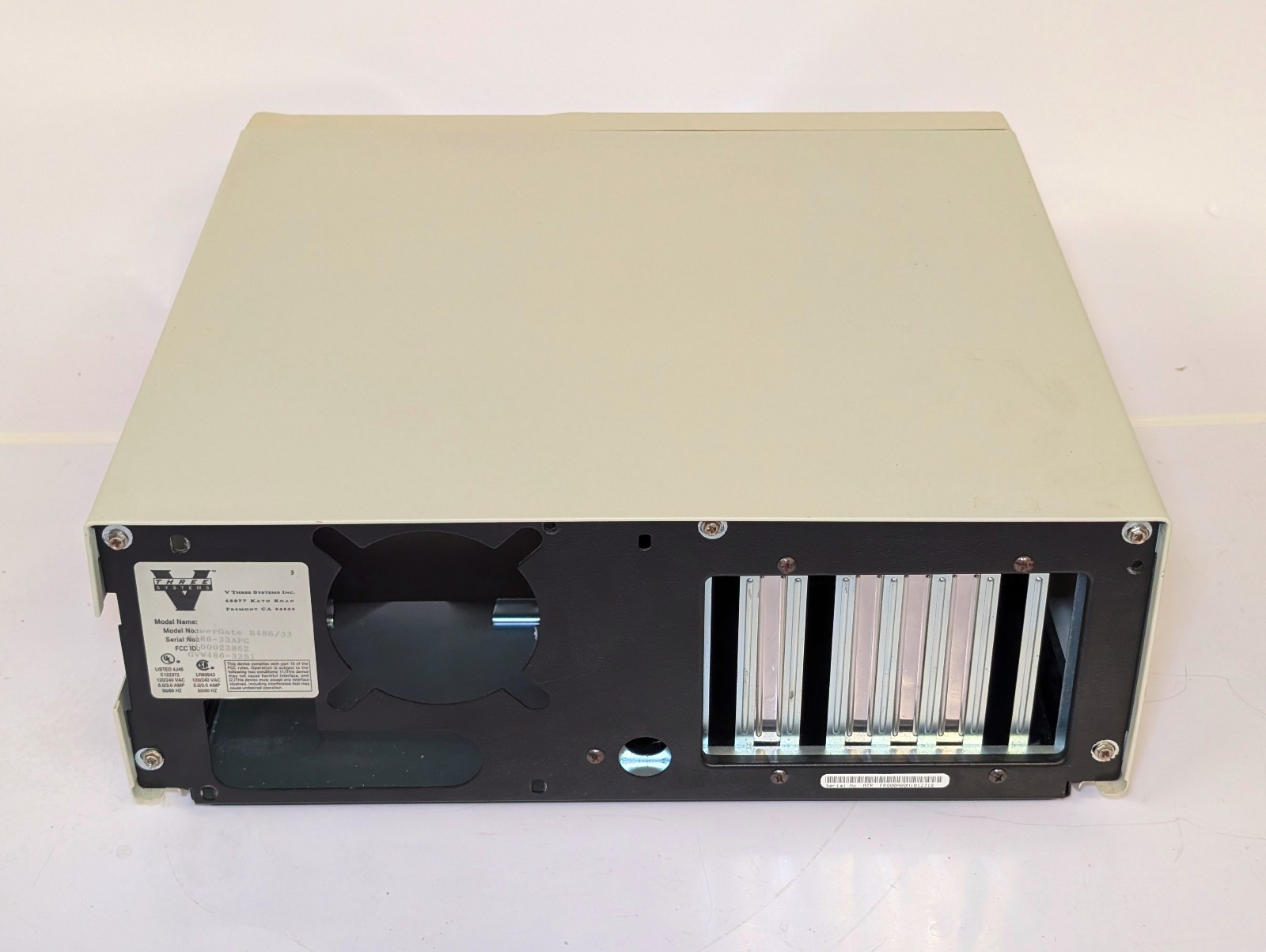 1980s 486 era horizontal computer case beige; V Three Systems PowerGate R486/33