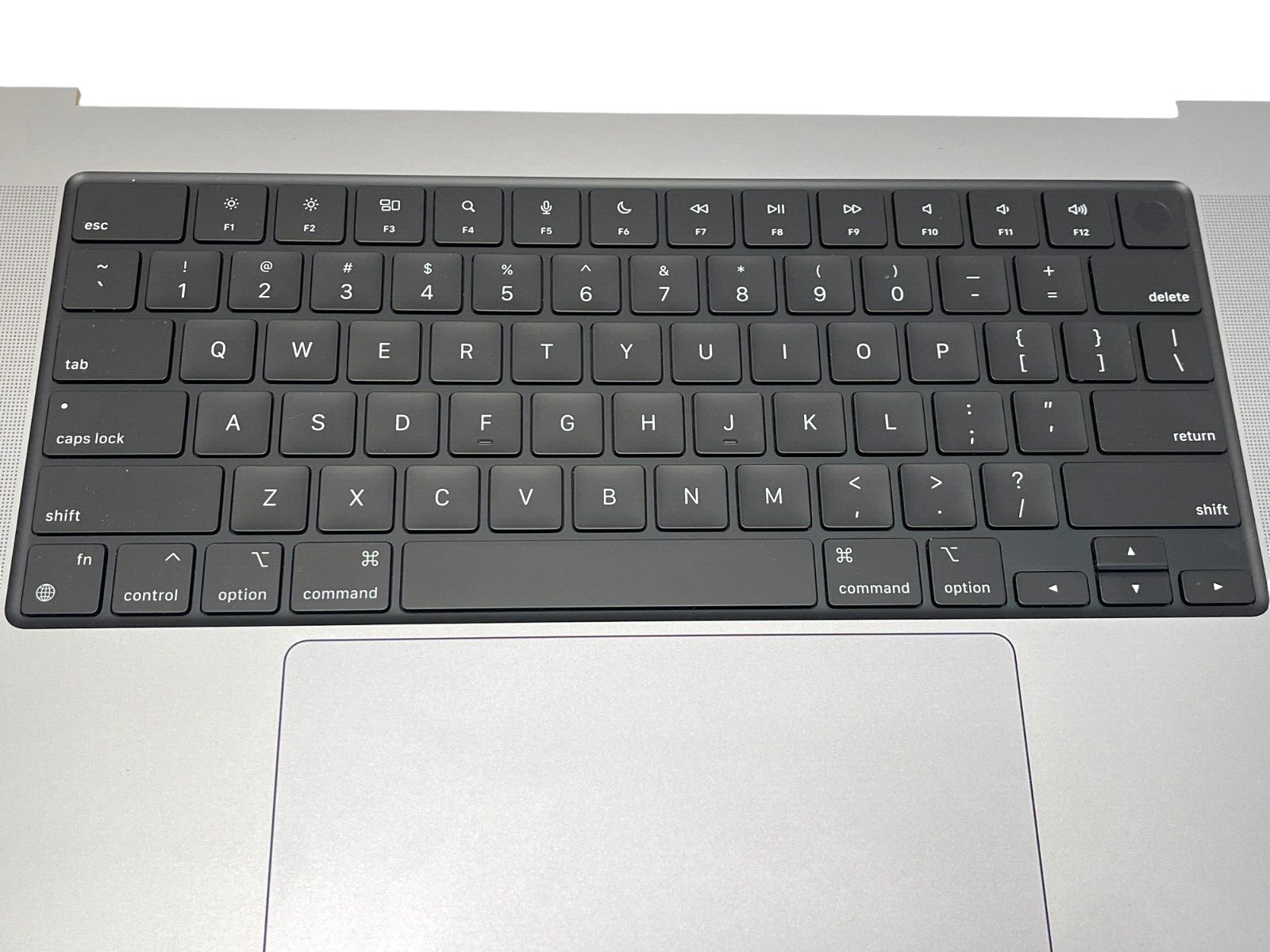 OEM Apple MacBook Pro 16″ M1 2021 A2485 Top Case Keyboard Palmrest Gray – A