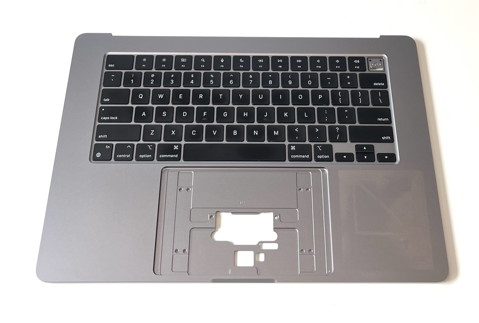 Apple MacBook Air M3 15″ 2024 A3114 Top Case w/ Keyboard Gray OEM Grade B-
