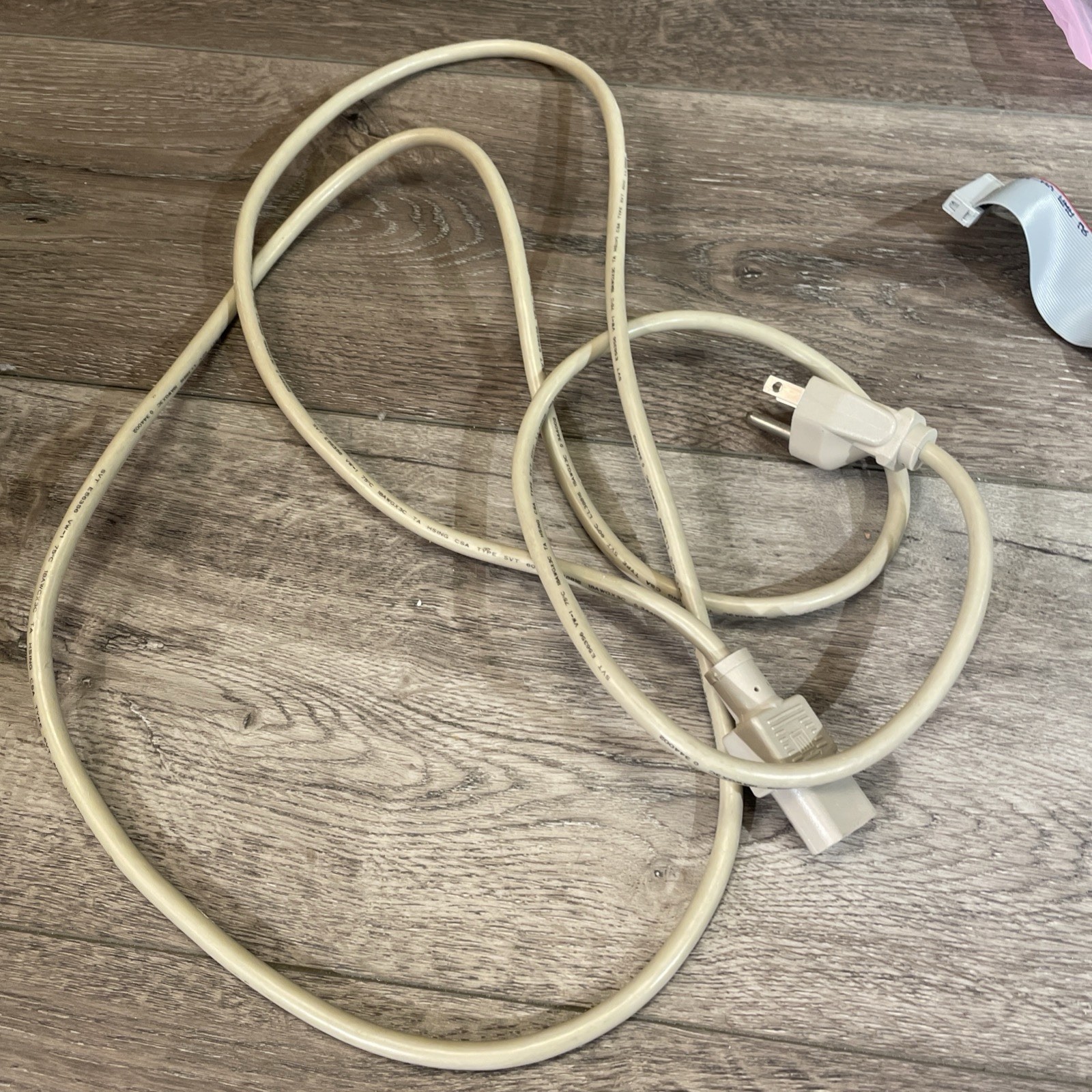 Vintage AT Mid-Tower Case Turbo MHz LED 5.25 Floppy CD Beige Power Cord Ribbons