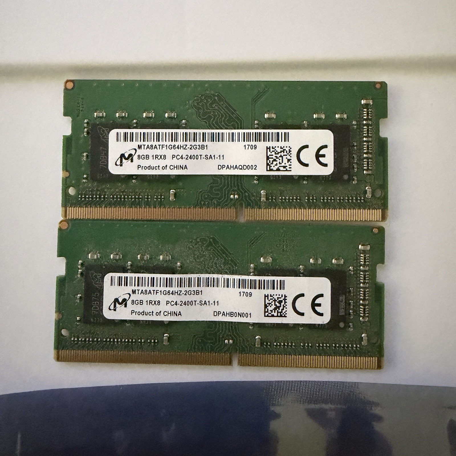 Micron 8 GB (SO-DIMM) 2400 MHz DDR4 SDRAM Memoty (MTA8ATF1G64HZ-2G3B1)
