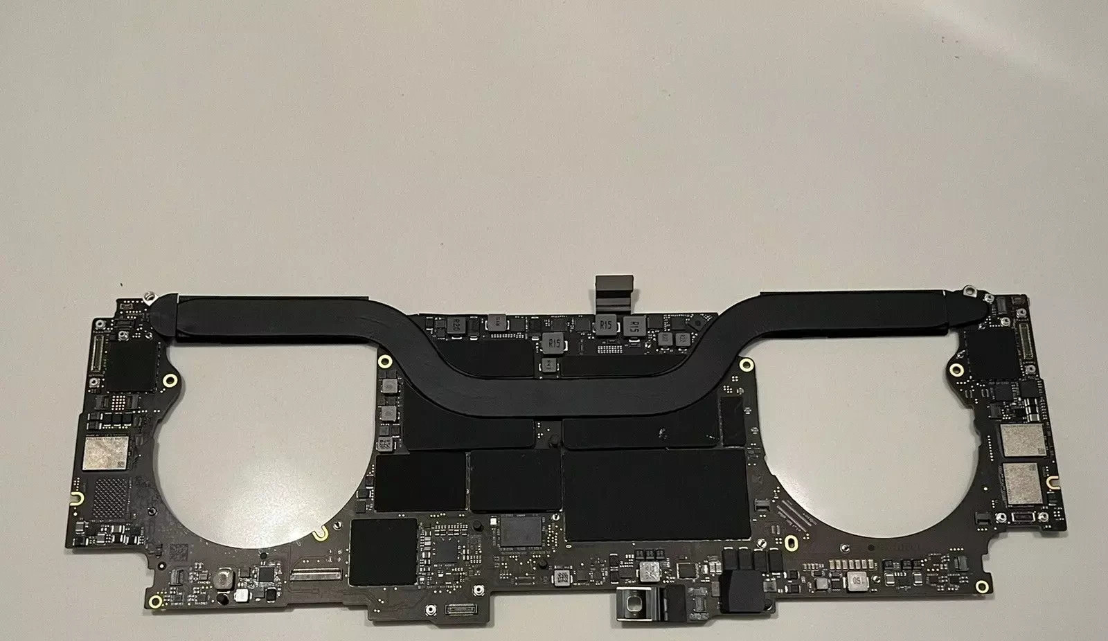 2019 Apple MacBook Pro 16 Logic Board 2.3GHz Core i9 16G 1TB A2141 READ 1