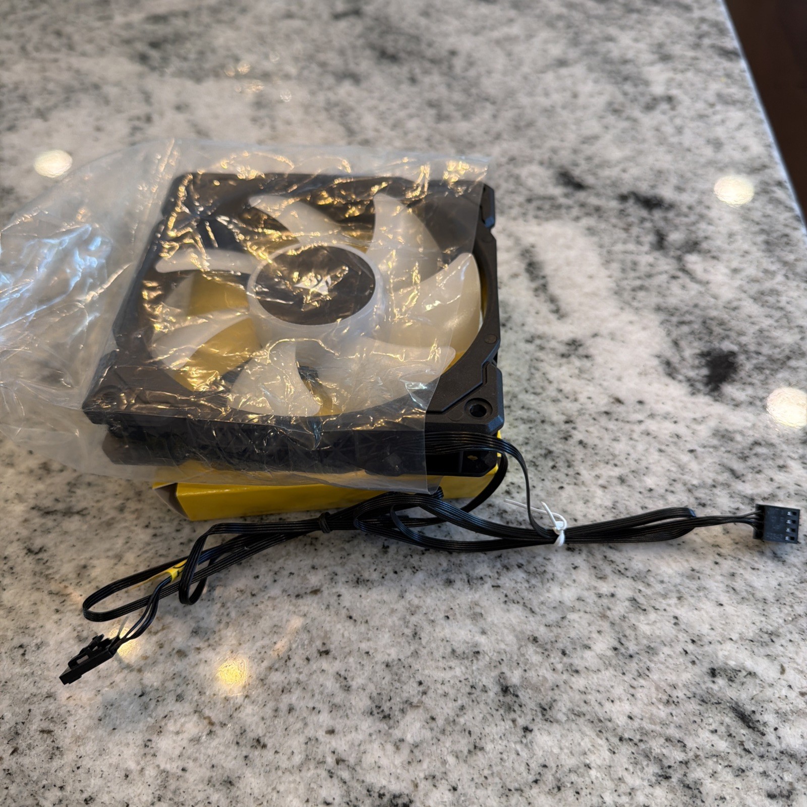 Corsair iCUE Lighting Node Pro and RGB Fan LED Hub computer fan