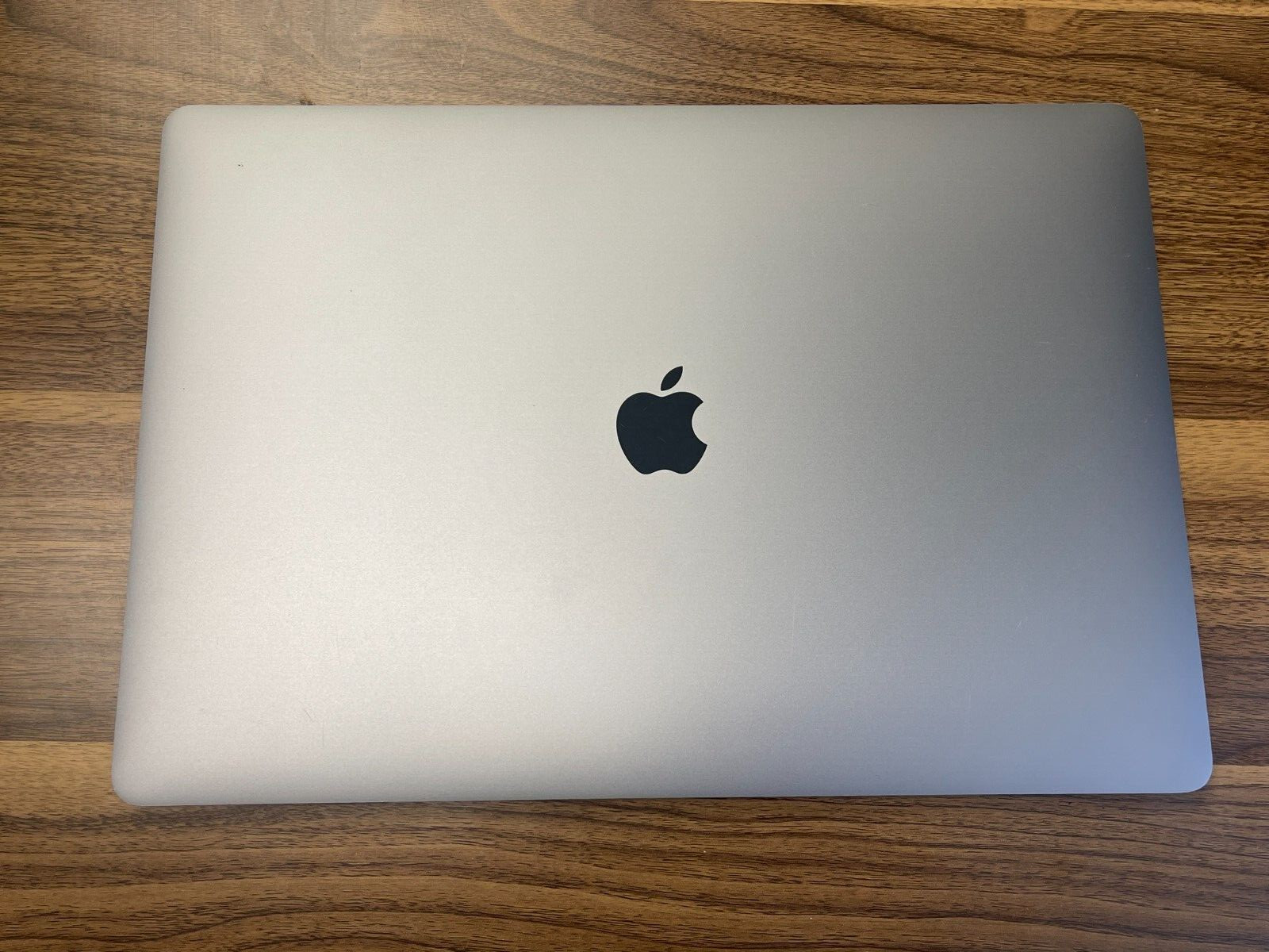 OEM Macbook Pro 16″ A2141 2019 2020 True Tone LCD Display Assembly Gray GRADE A