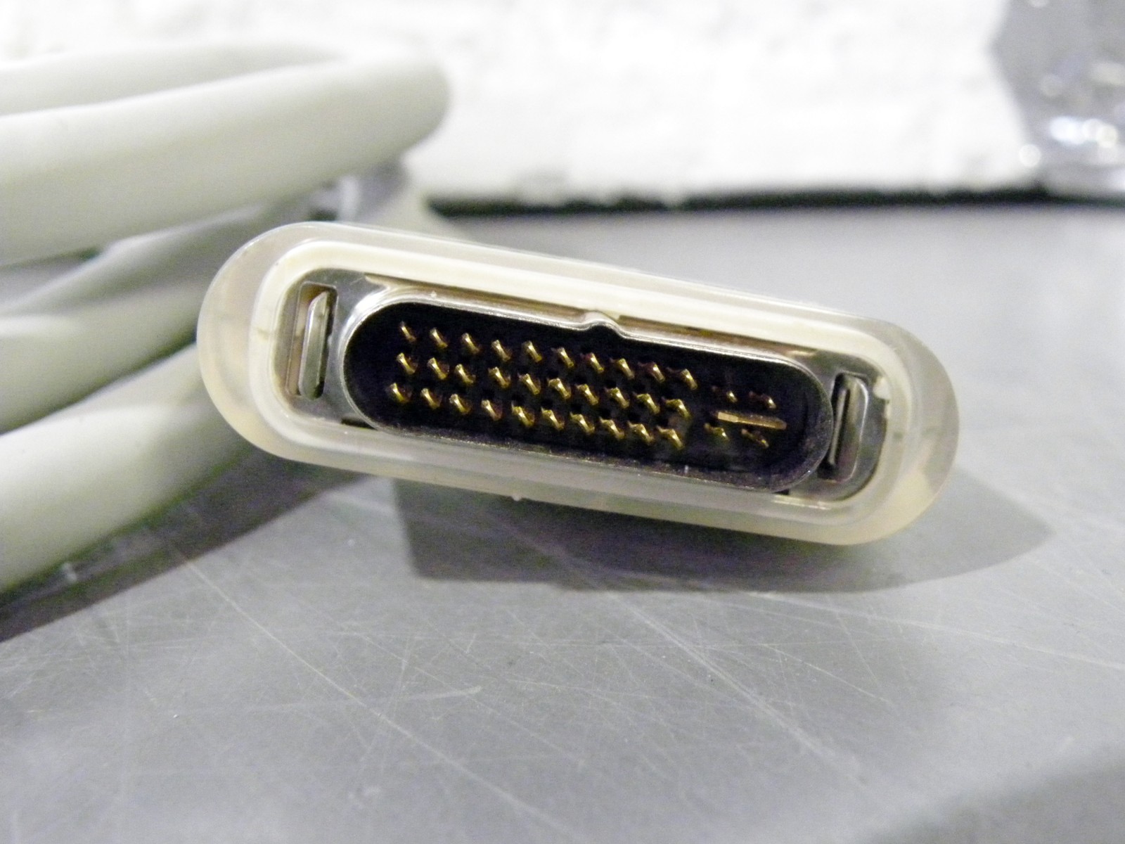 Apple 10″ ADC Power Video Display Extension Cable 10 Feet Cinema Displays RARE