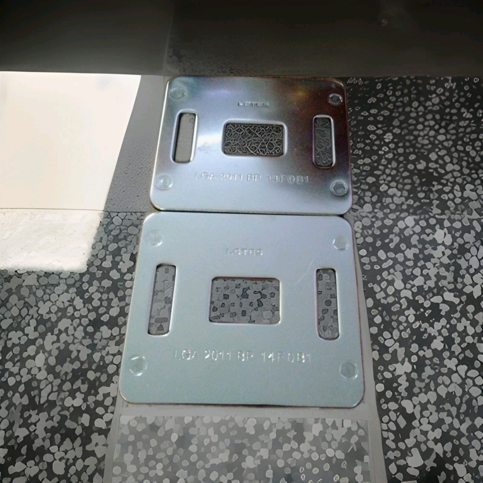 Set Of 2 Lotes/Foxconn CPU Intel Stand/backplate LGA2011 BP 14F0B1