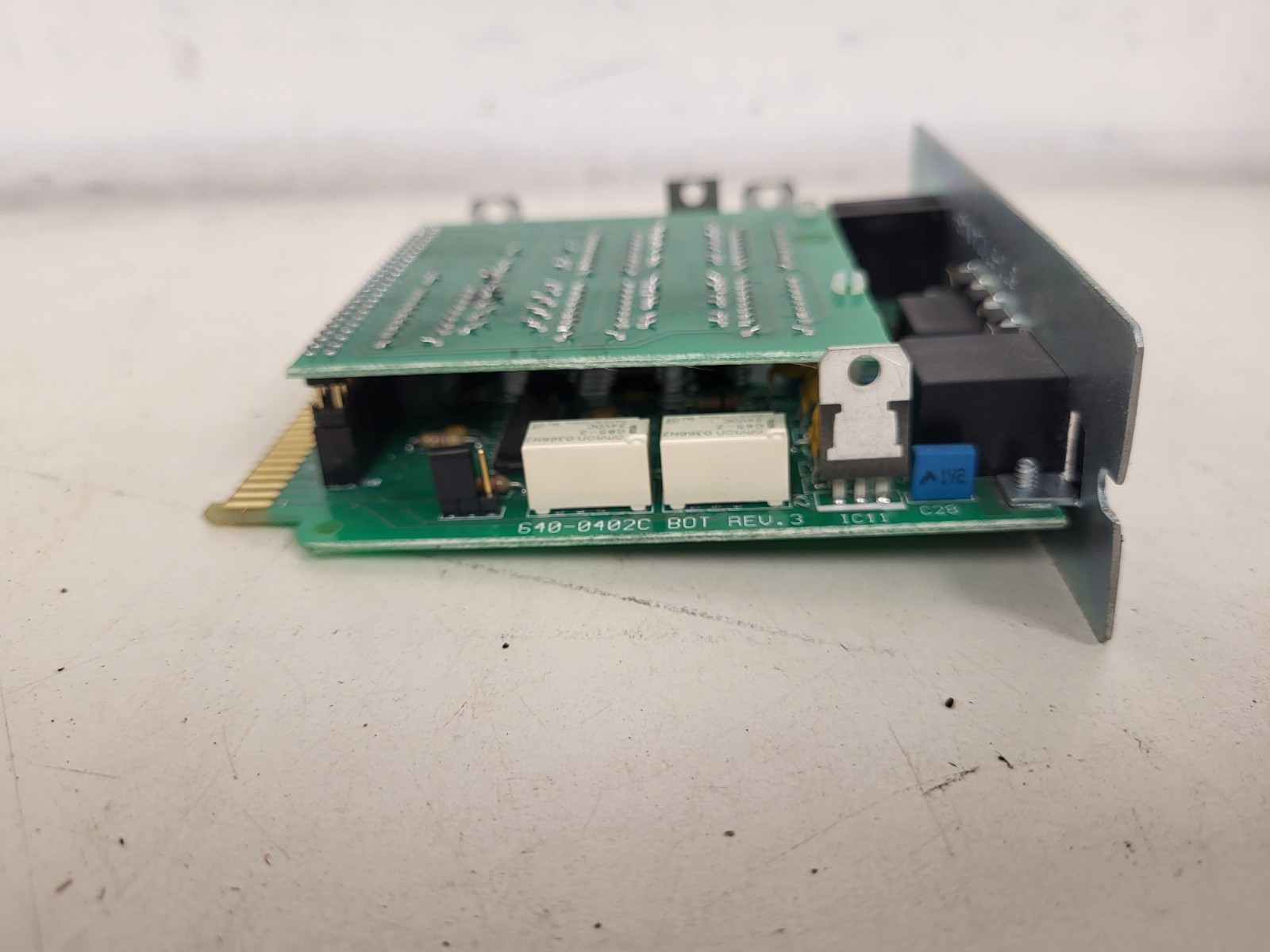 APC SYCC Symmetra Communications Card 885-6625C/5 used
