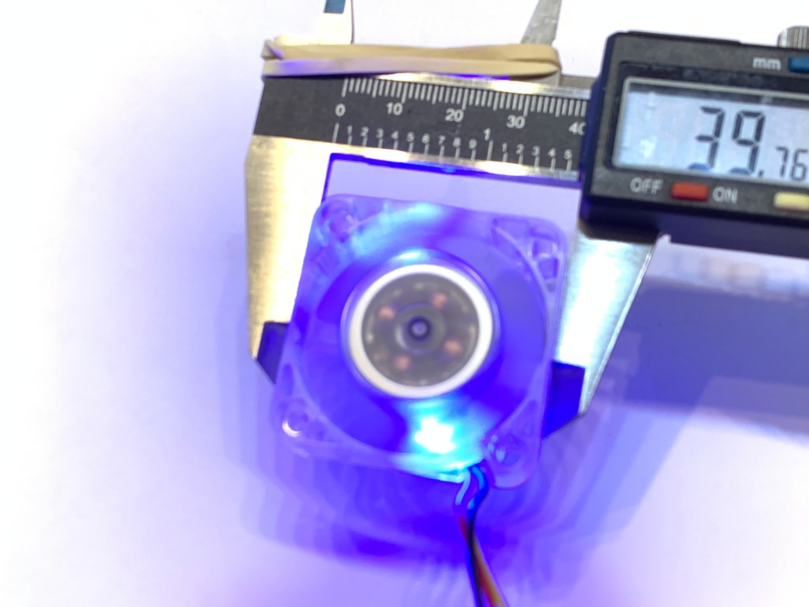 4 Pieces Blue LED mini 12V 4010 40x40x10mm DC Cooling Fan micro brushless A15