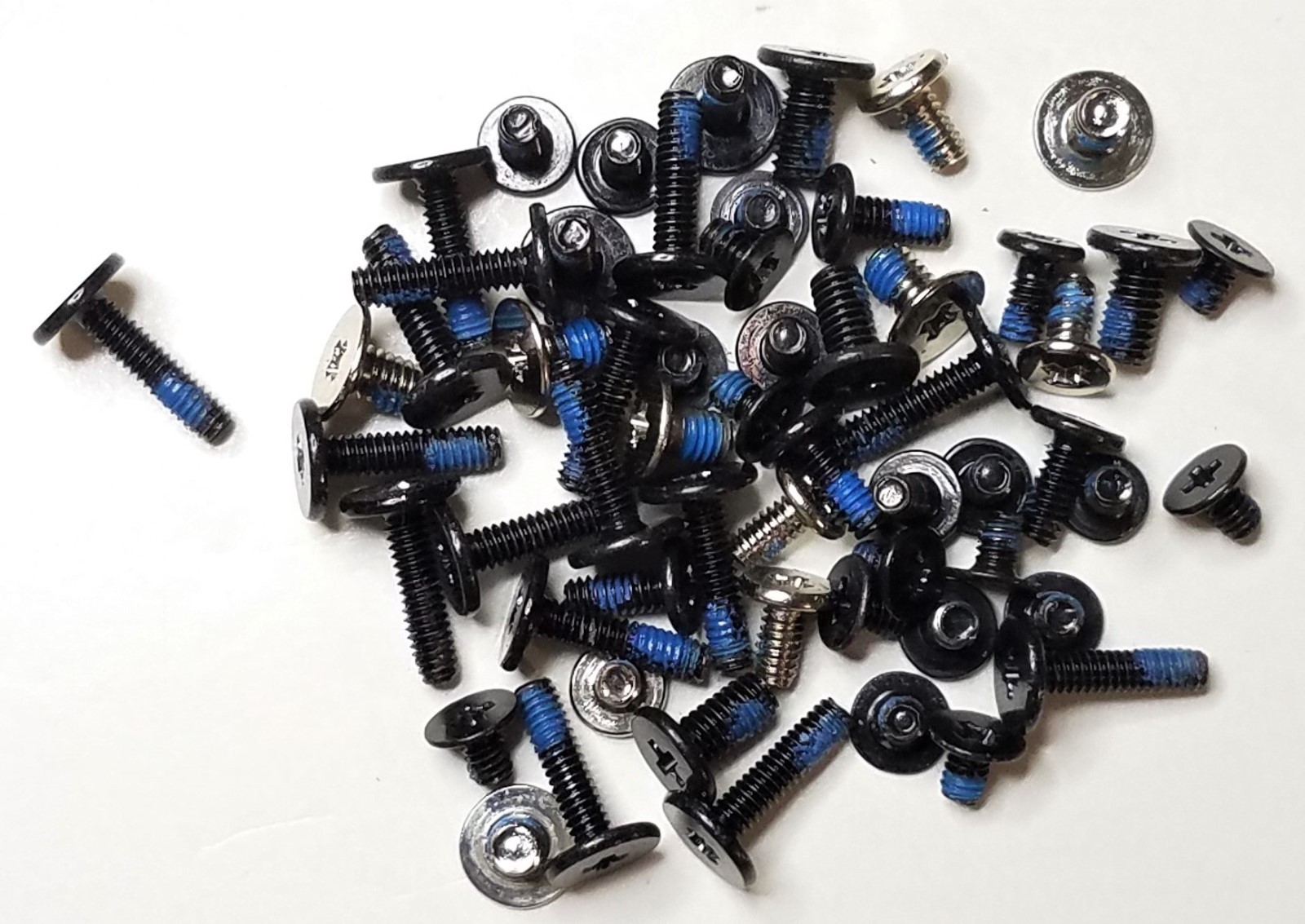 NEW LENOVO IDEAPAD THINKPAD – VARIOUS SET OF SCREWS – SELECT ONE FOR YOUR MODEL