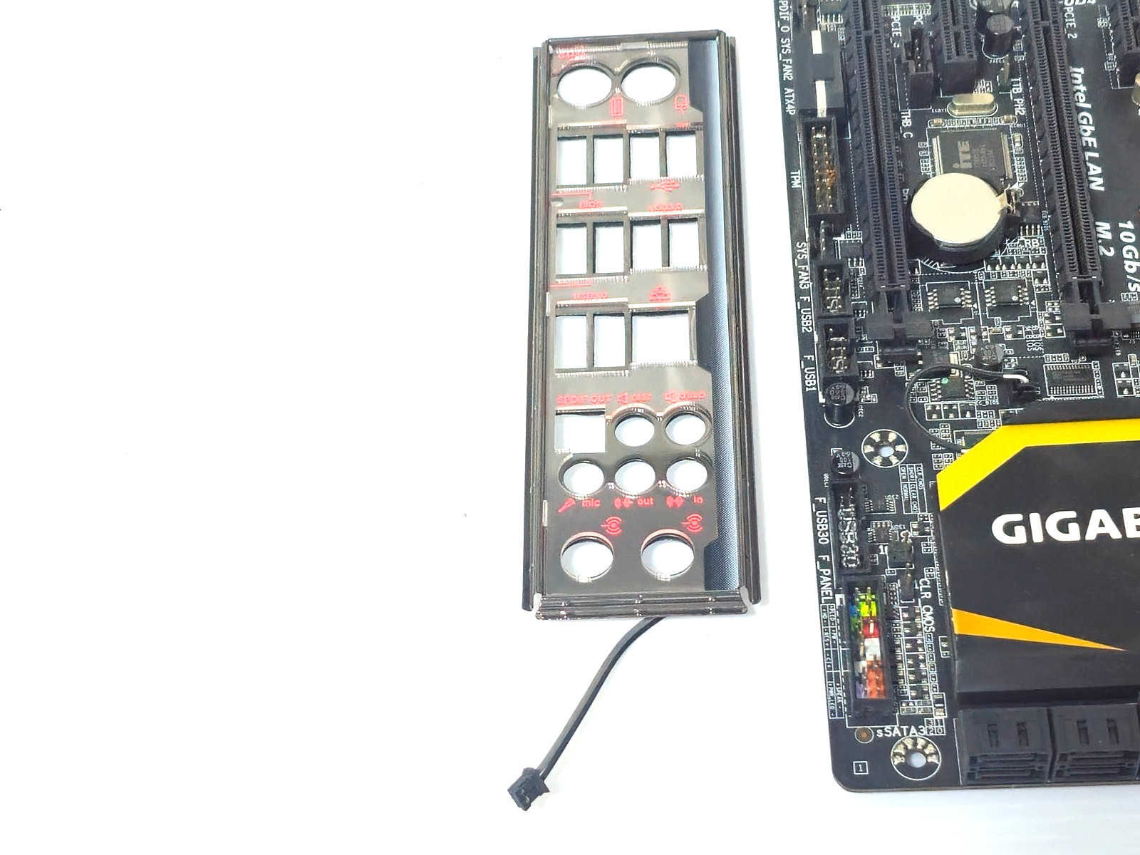 Gigabyte GA-X99-UD4 LGA2011-3 ATX Motherboard Intel X99 DDR4 USB 3.0