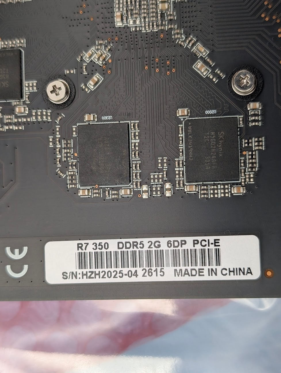 Radeon R7 350 2GB Video Card GPU 6 Mini-DisplayPort to VGA HDMI 6 DISPLAY!