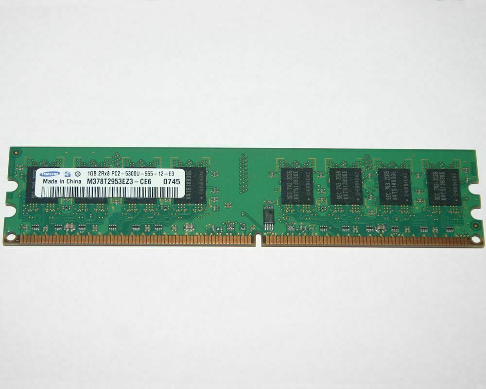 RAM Samsung PC2-5300U 1GB DDR2-667MHz 2Rx8 240-Pin Desktop Computer PC Memory