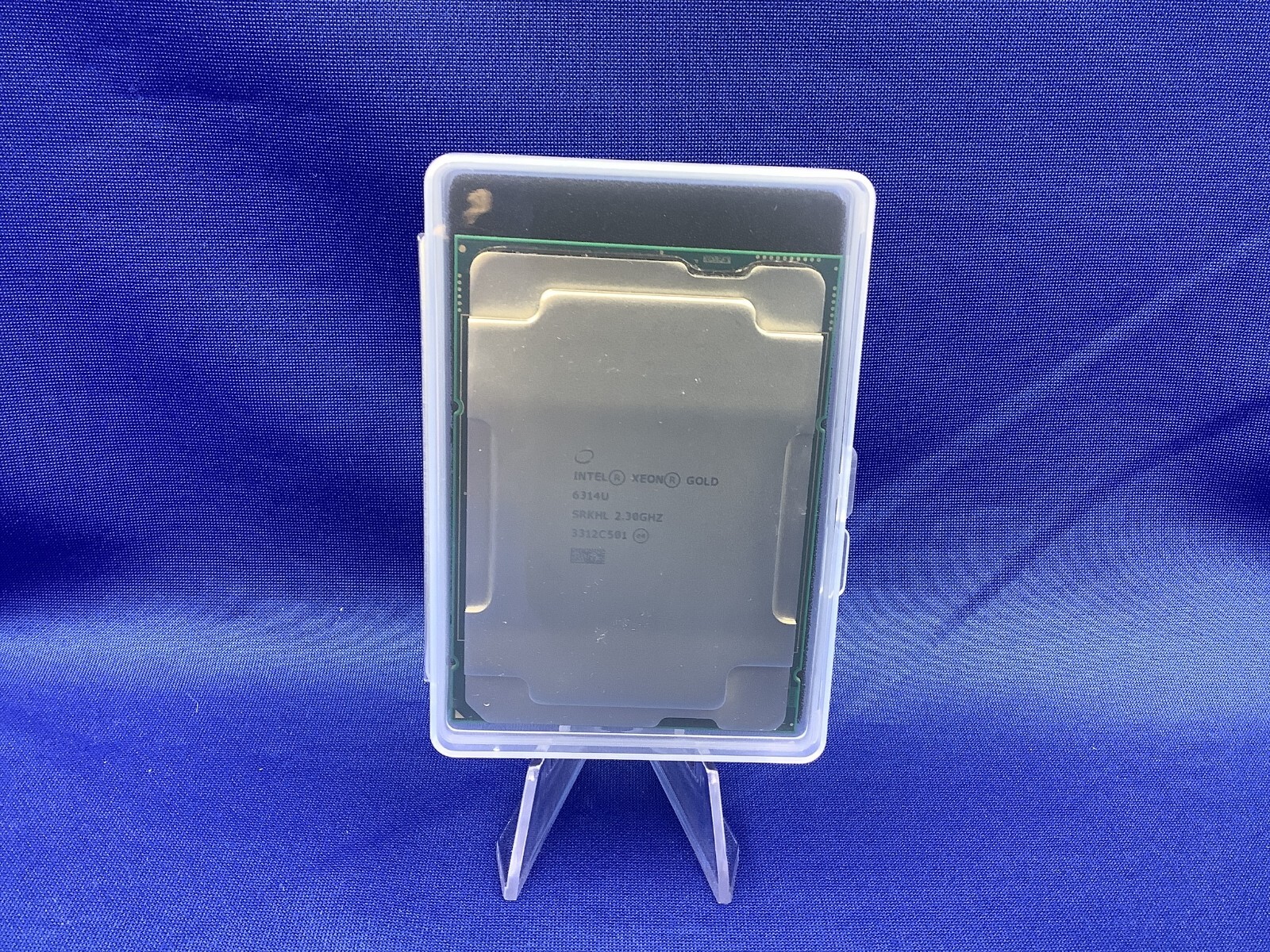 SR3GK Intel Xeon Silver 4114 13.75M Cache, 2.20 GHz Processor CD8067303561800
