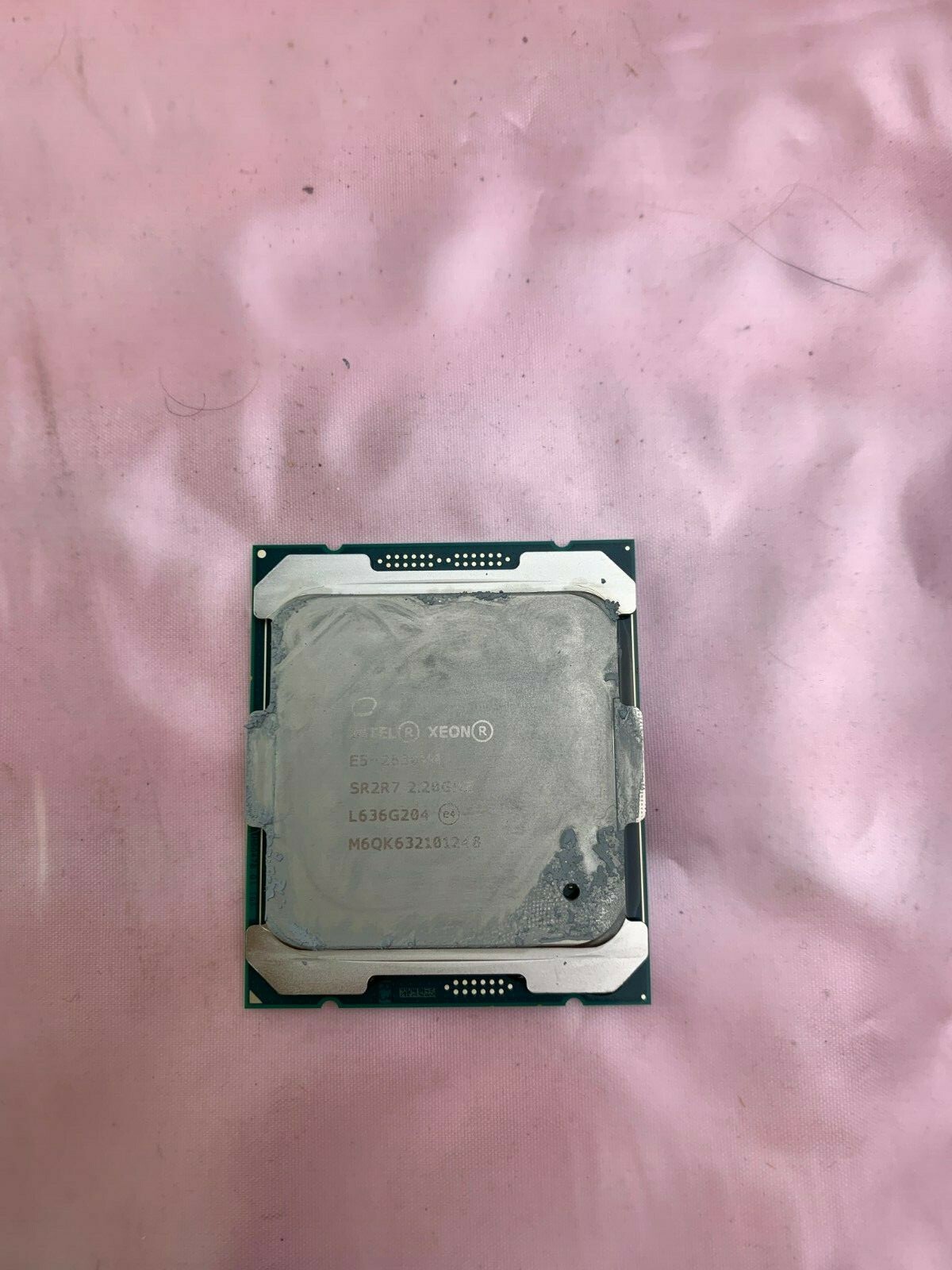 Intel Xeon E5-2630 v4 10-Core 2.20GHz 25Mb 8.0GT/s CPU Processor SR2R7 E5-2630v4