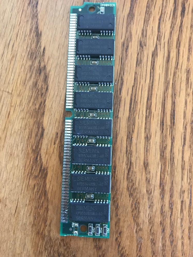 SIEMENS HYB514400BJ -60 GERMANY Memory Chip Ships N 24h