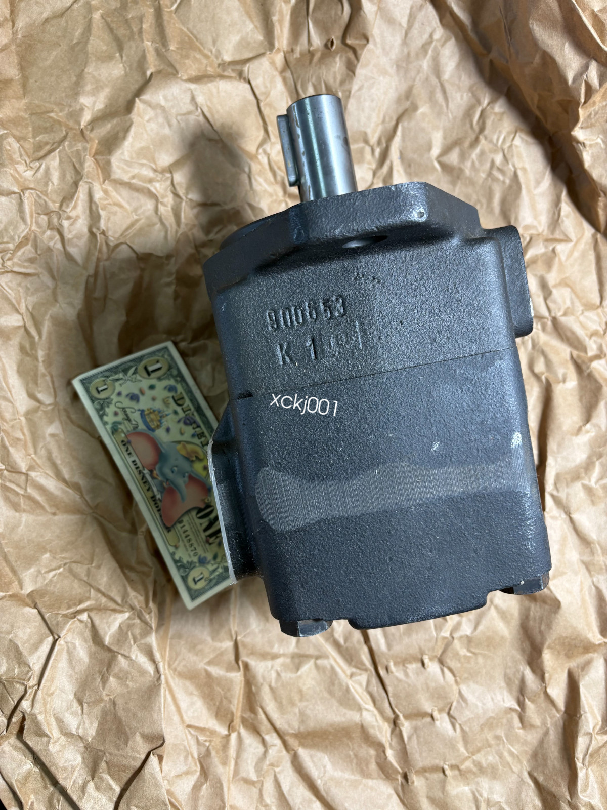 PVV4-1X/098RA15UMC NEW GERMANY PUMP R900930907 fedex or DHL