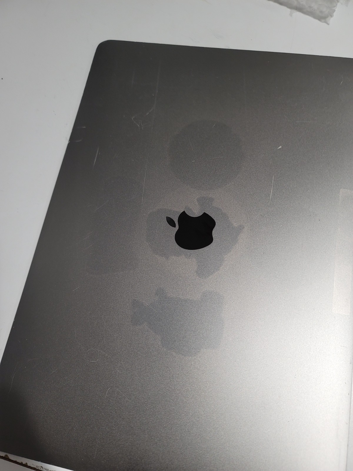 OEM Macbook Pro 15″ A1707 2016 2017 LCD Display Assembly Space Gray – Grade C