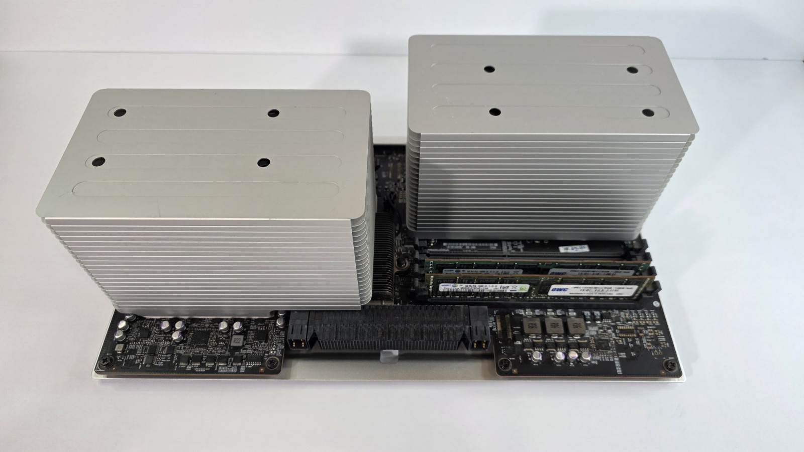 Mac Pro 2010 2012 CPU Processor Tray Xeon up to 128GB #of Cores/Model Unknown
