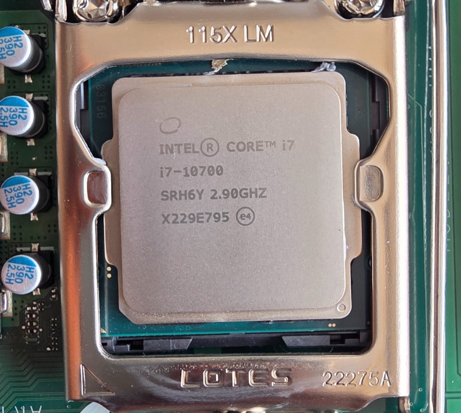 Lot of 3 Intel Core i7-10700 8 Core 2.9GHz 16MB Socket 1200 CPU Processor SRH6Y
