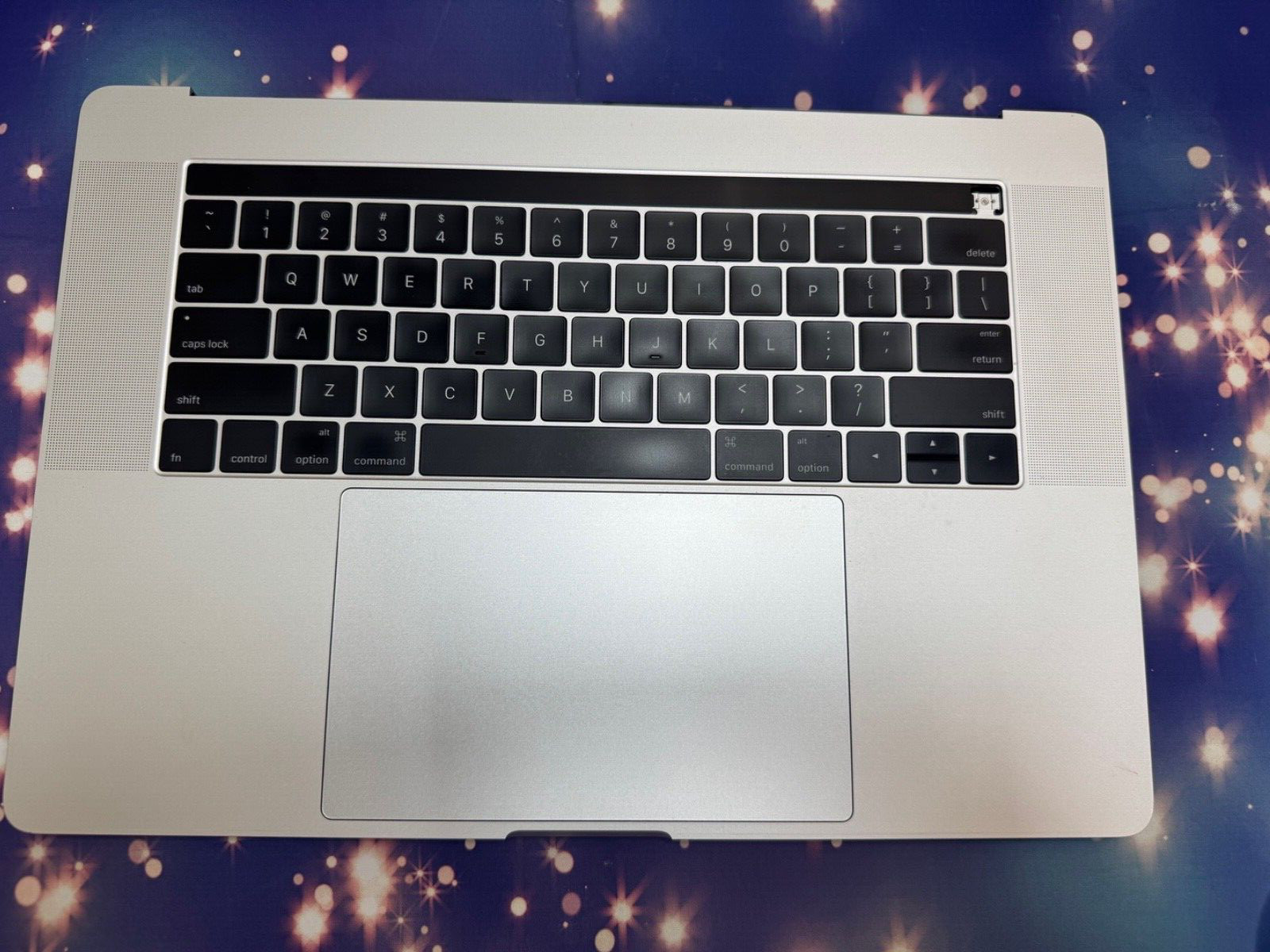 OEM MacBook Pro 15 2016 2017 A1707 Palmrest + Touchpad + Keyboard + Battery