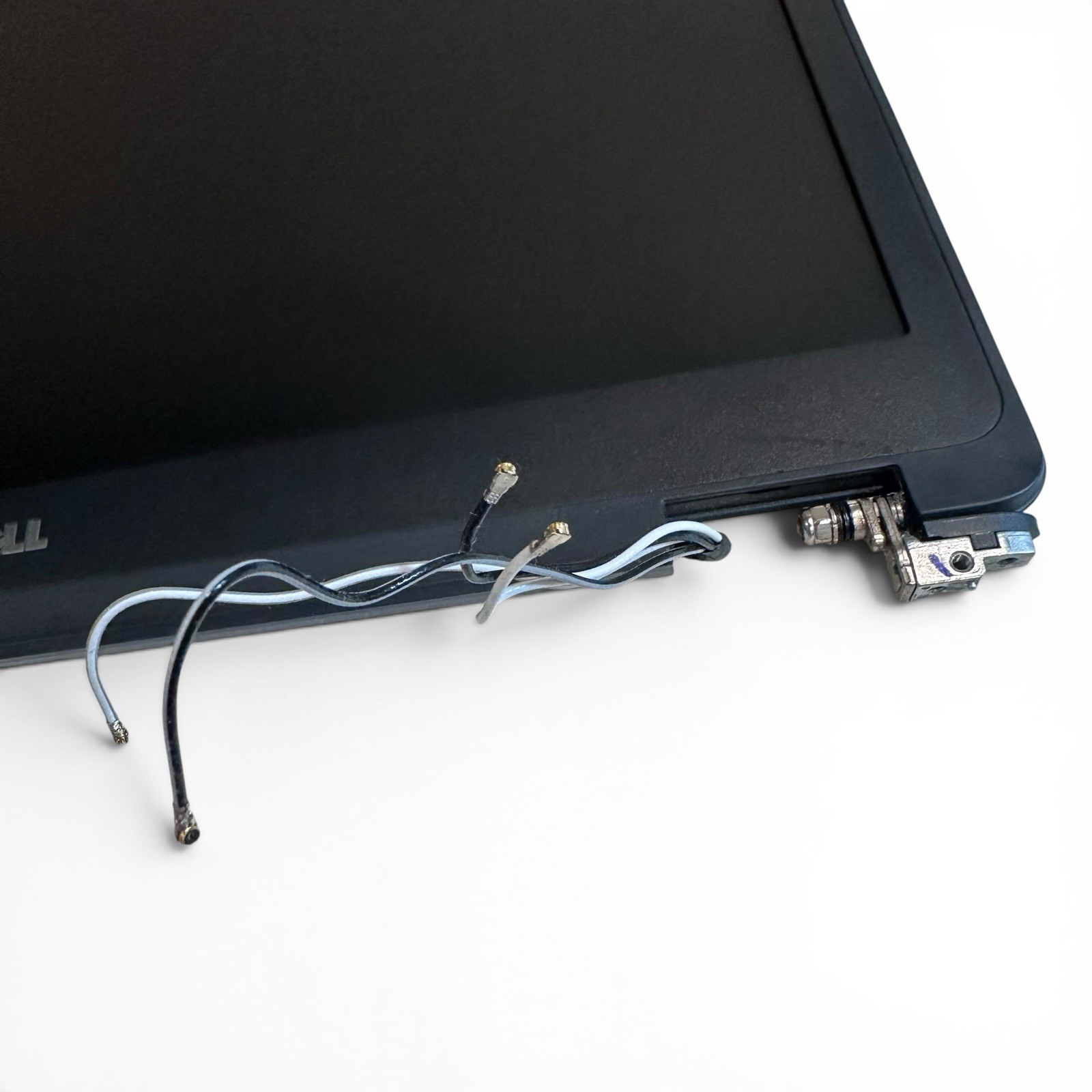 Dell Latitude E7470 14″ Genuine QHD LCD None-Touchscreen Complete Assembly