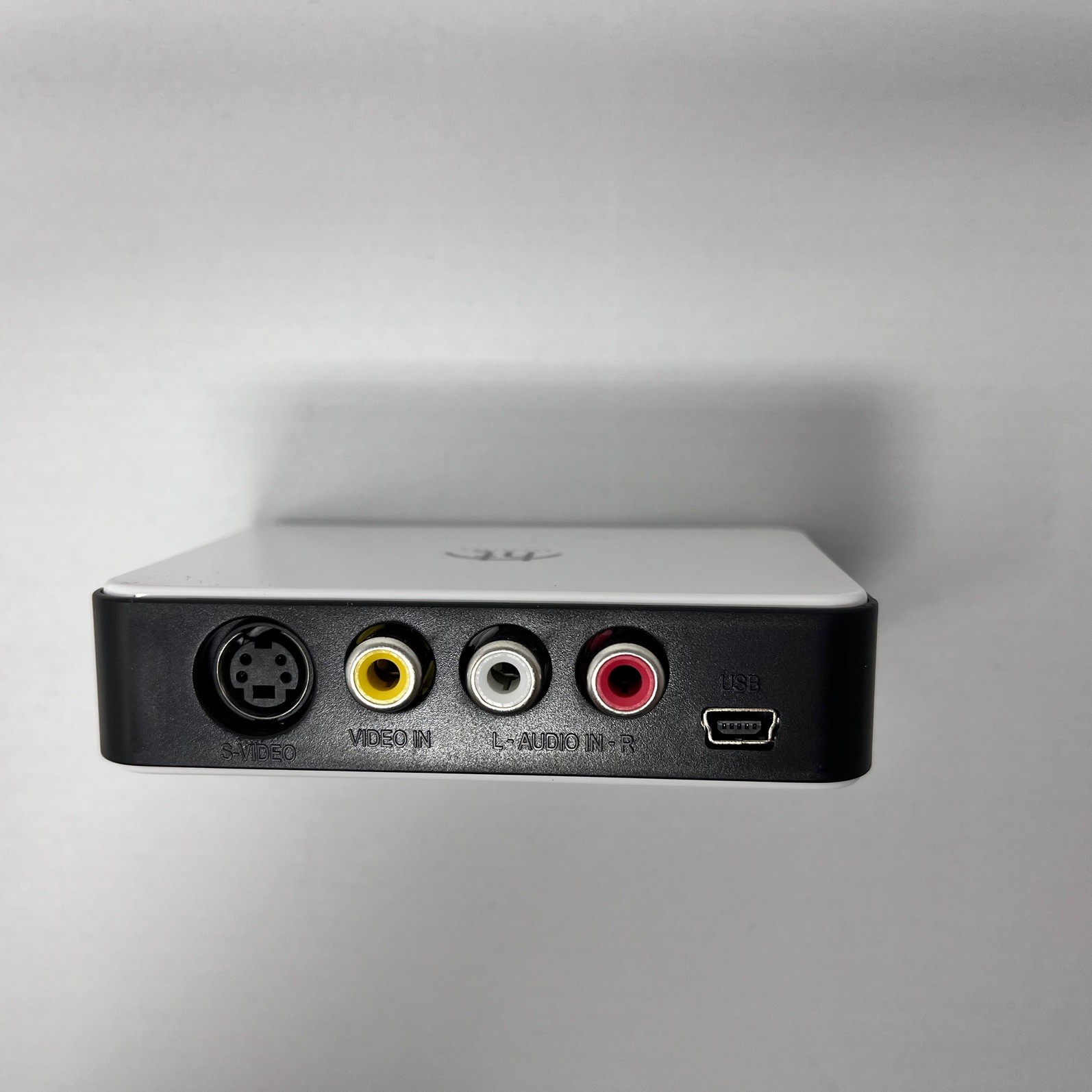 HT Honestech MY VIDBOX Capture & Transfer Video VHS to DVD *cables not included*