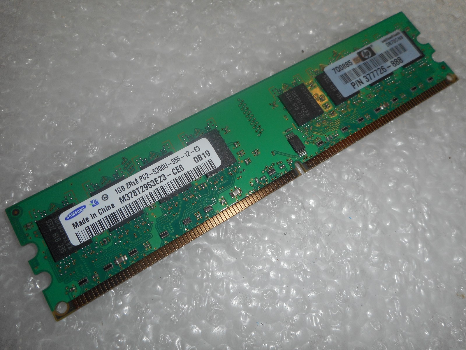 Samsung HP 1GB PC2-5300U Desktop Ram- THA01 P/N 377726-888