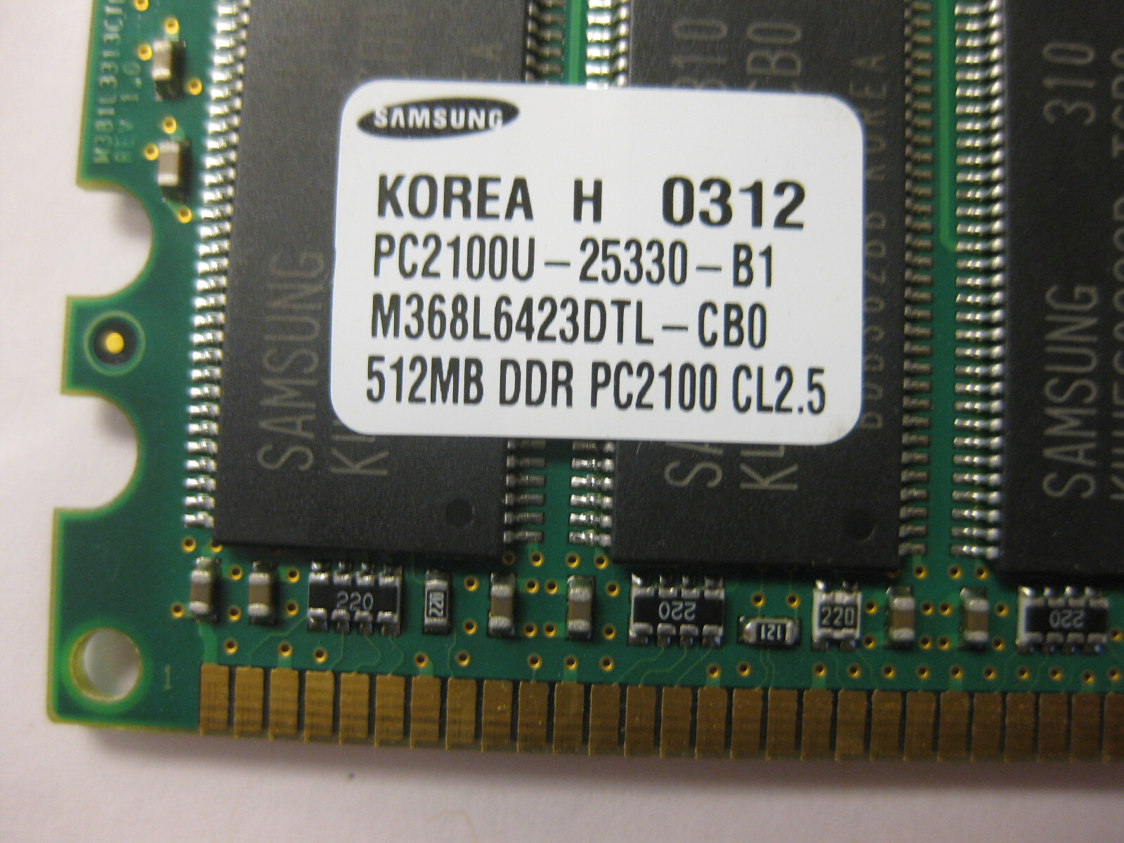1GB 2x512MB DDR-266 PC-2100 CL2.5 2.5V DIMM ECC, Infineon Samsung