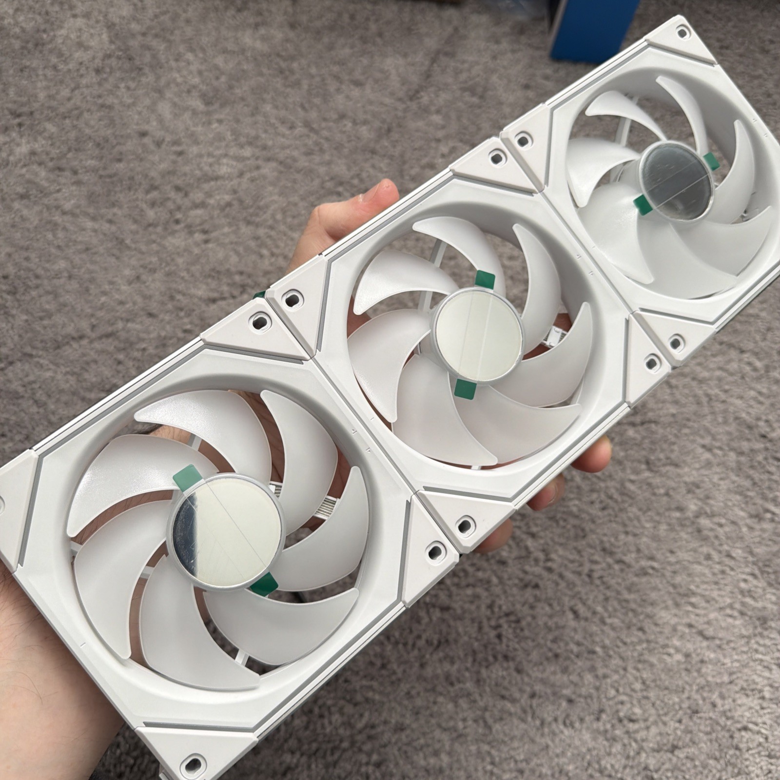 Lian Li SL-Infinity fans – 3 pack 120mm – white (see description)
